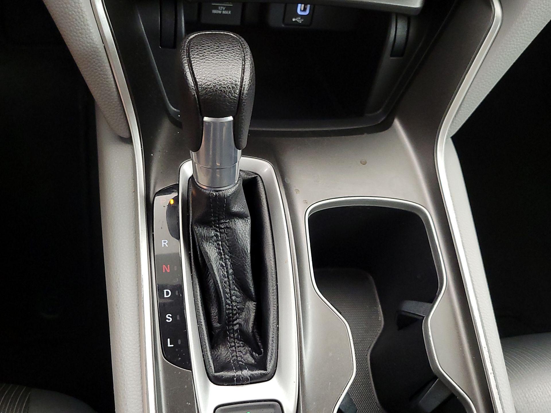 Thumbnail: 2019 Honda Accord - 17