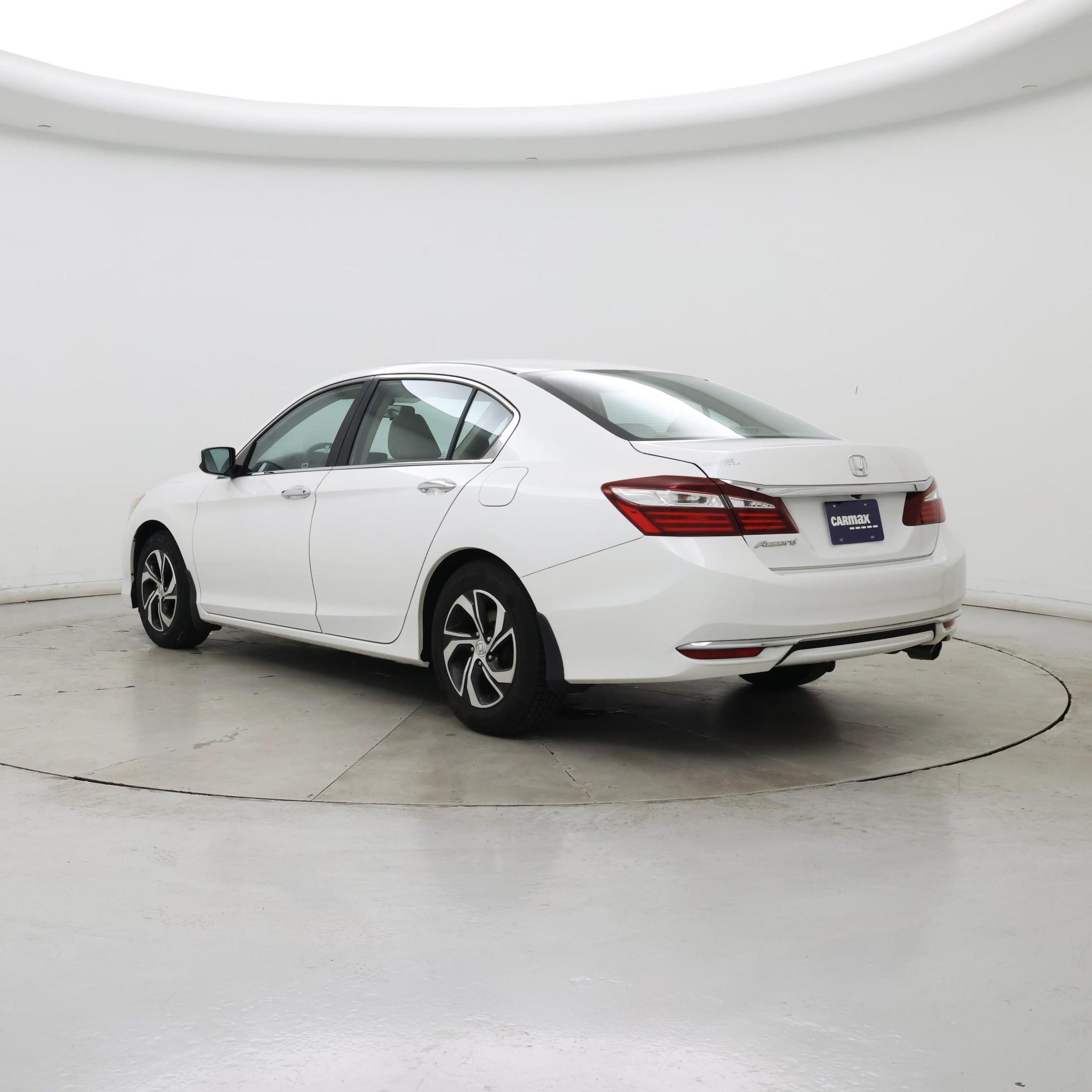 Thumbnail: 2017 Honda Accord - 2