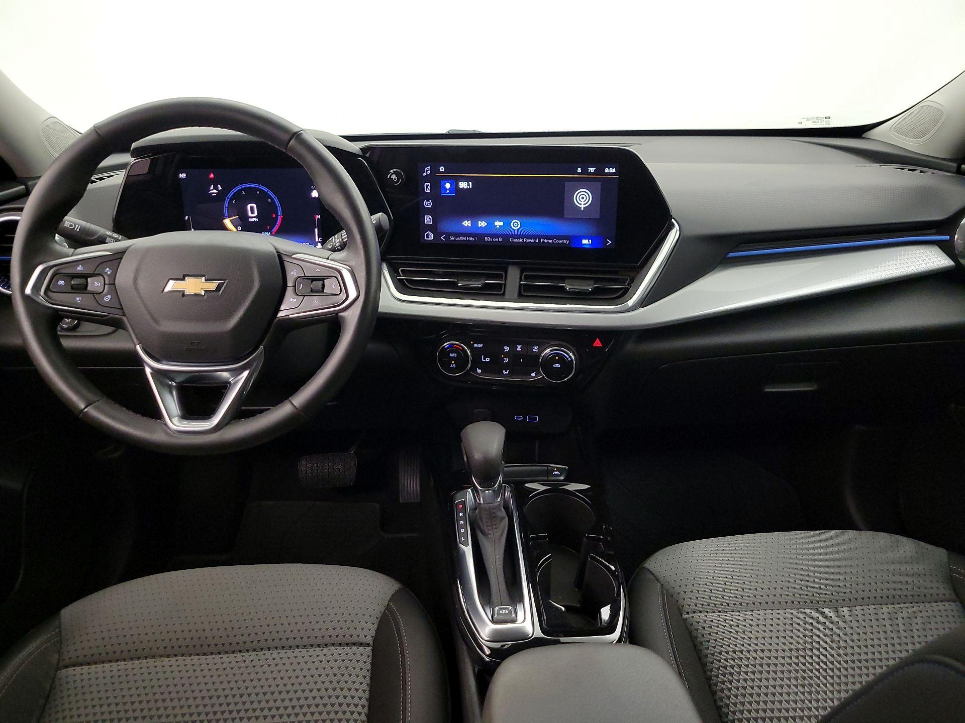 Thumbnail: 2024 Chevrolet Trax - 9