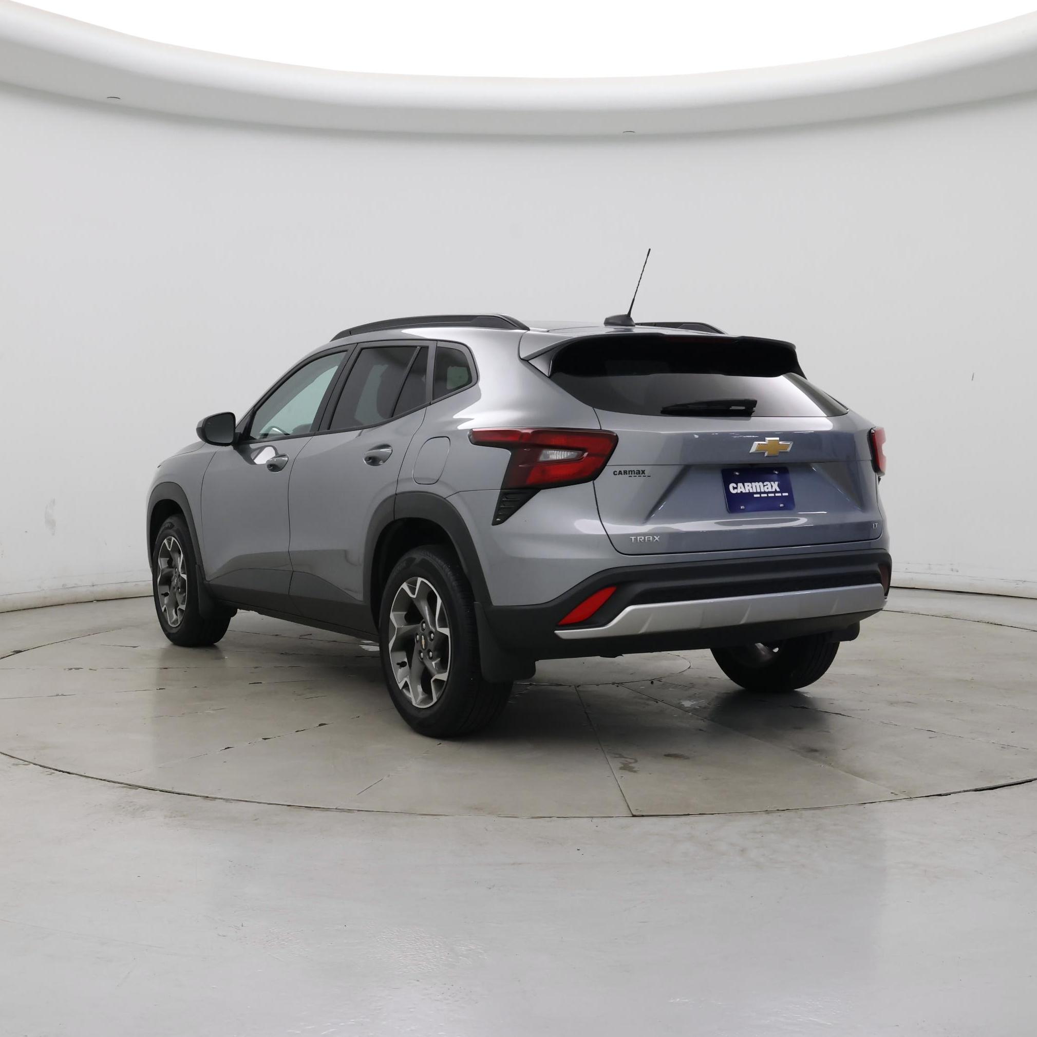Thumbnail: 2024 Chevrolet Trax - 2