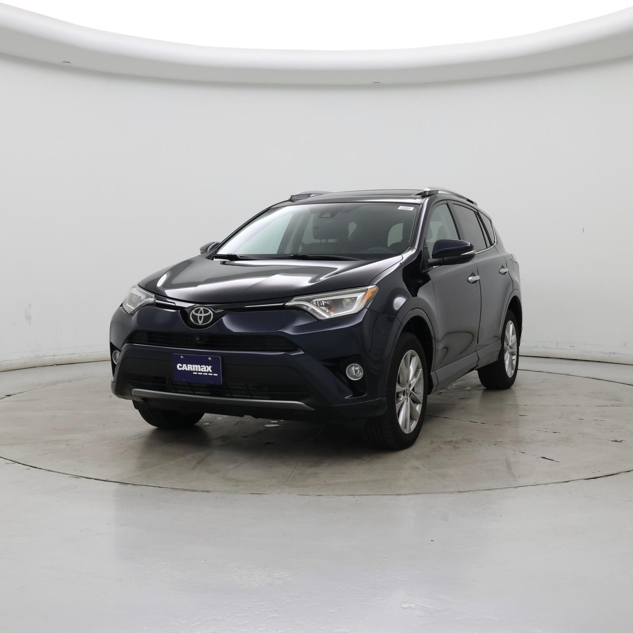 Thumbnail: 2017 Toyota RAV4 - 4