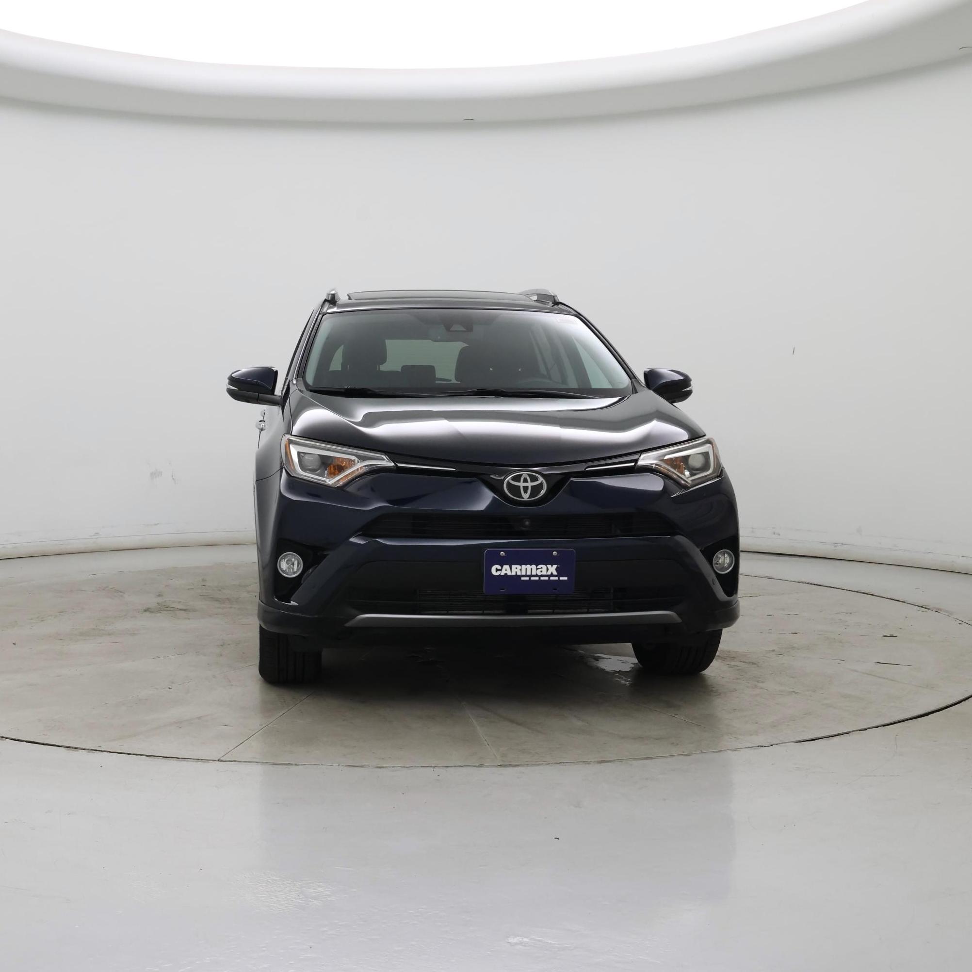 Thumbnail: 2017 Toyota RAV4 - 5
