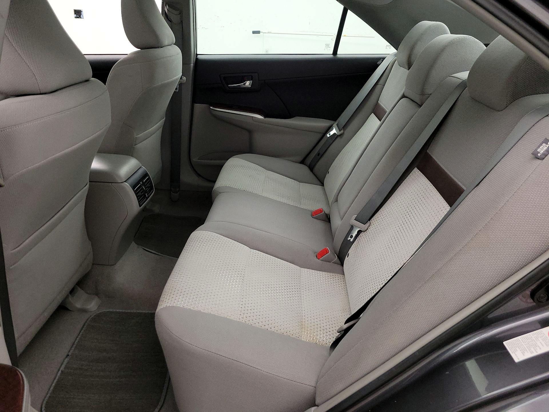 Thumbnail: 2013 Toyota Camry - 20