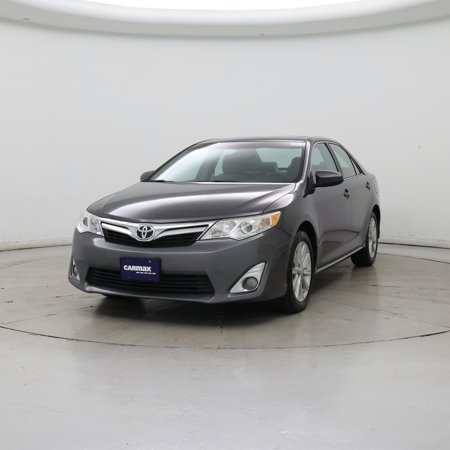 Thumbnail: 2013 Toyota Camry - 4