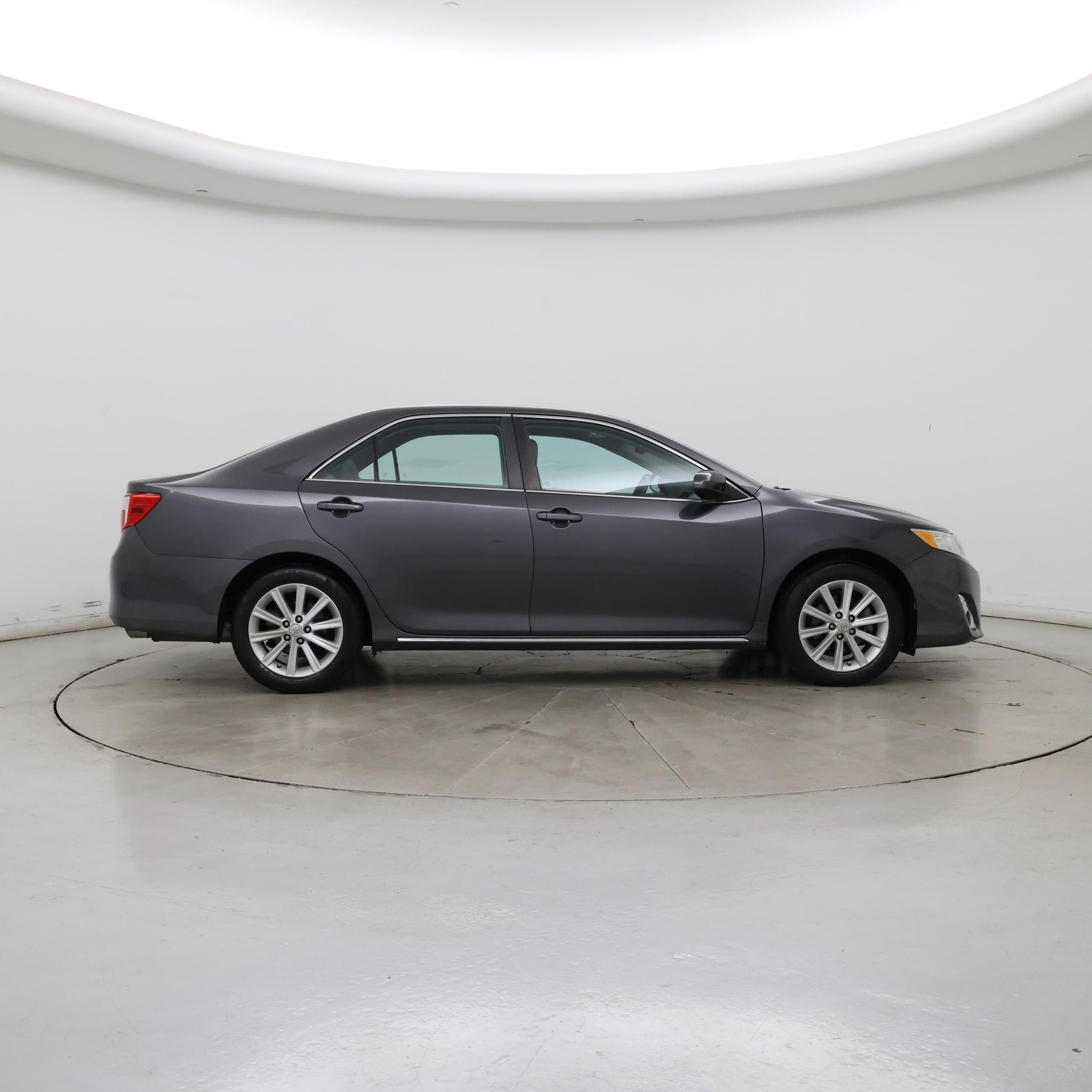 Thumbnail: 2013 Toyota Camry - 7