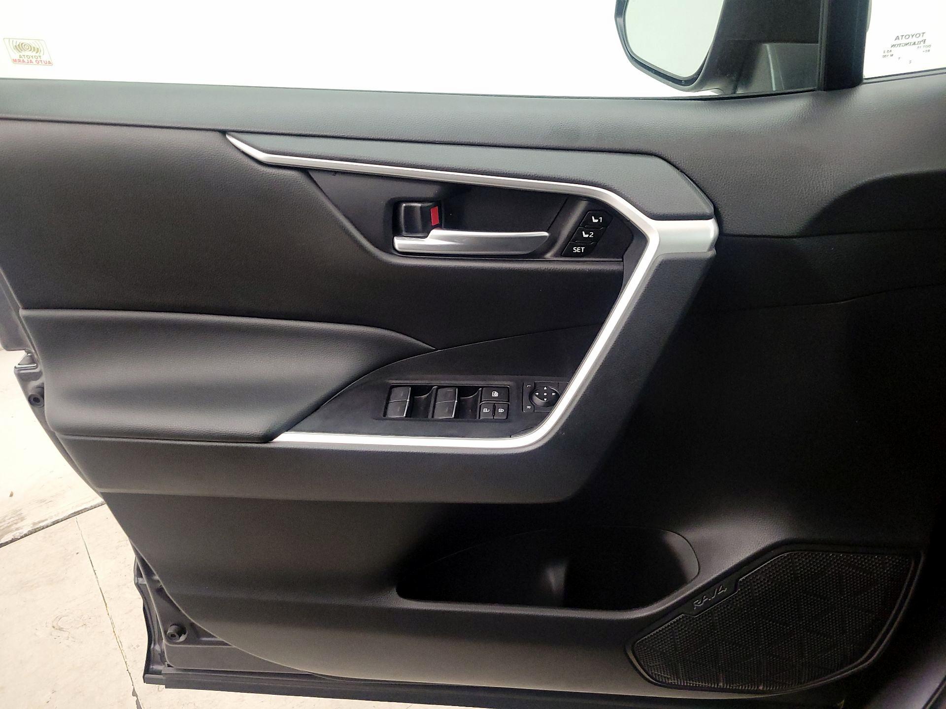 Thumbnail: 2023 Toyota RAV4 - 12