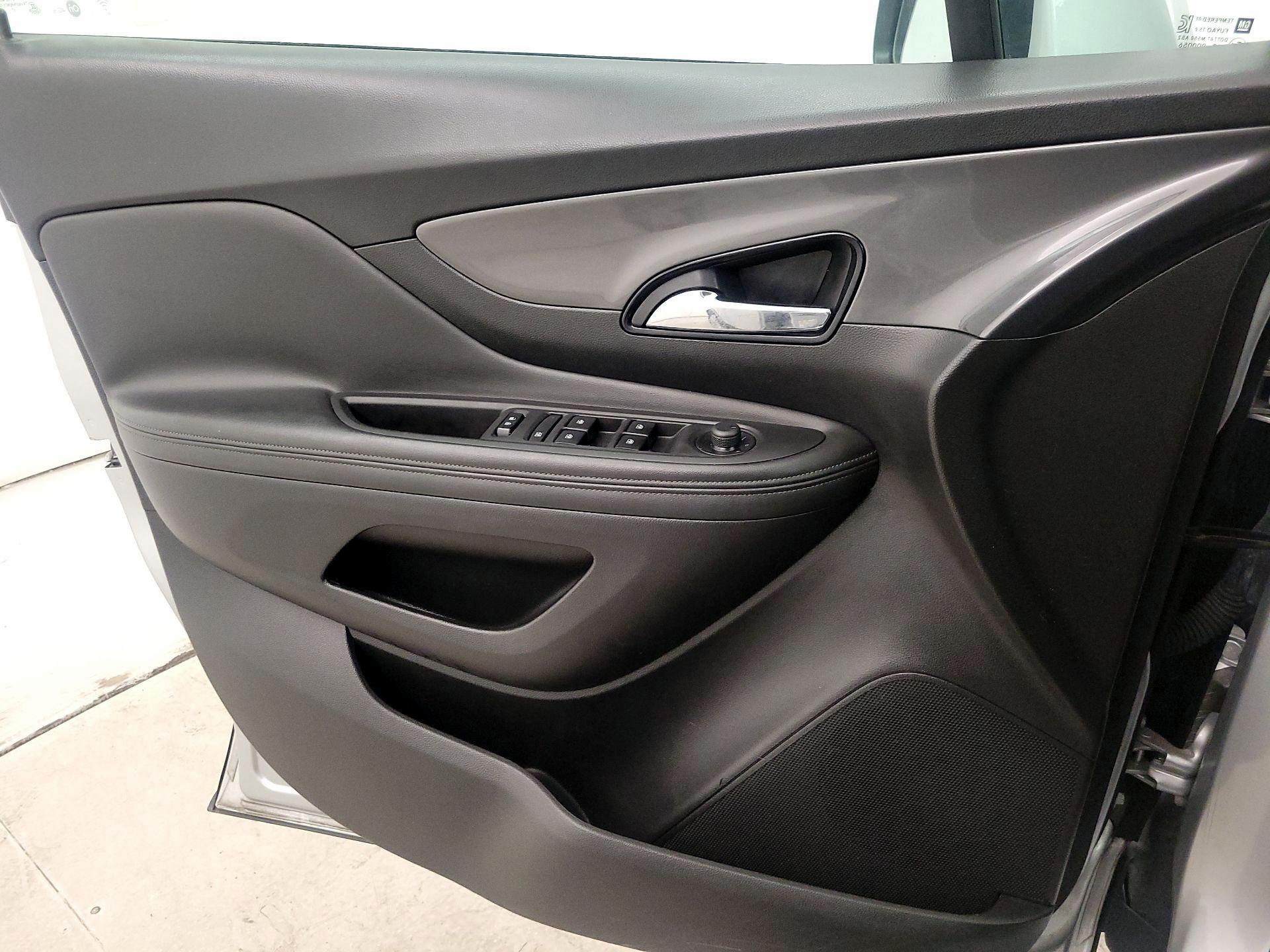Thumbnail: 2017 Buick Encore - 12