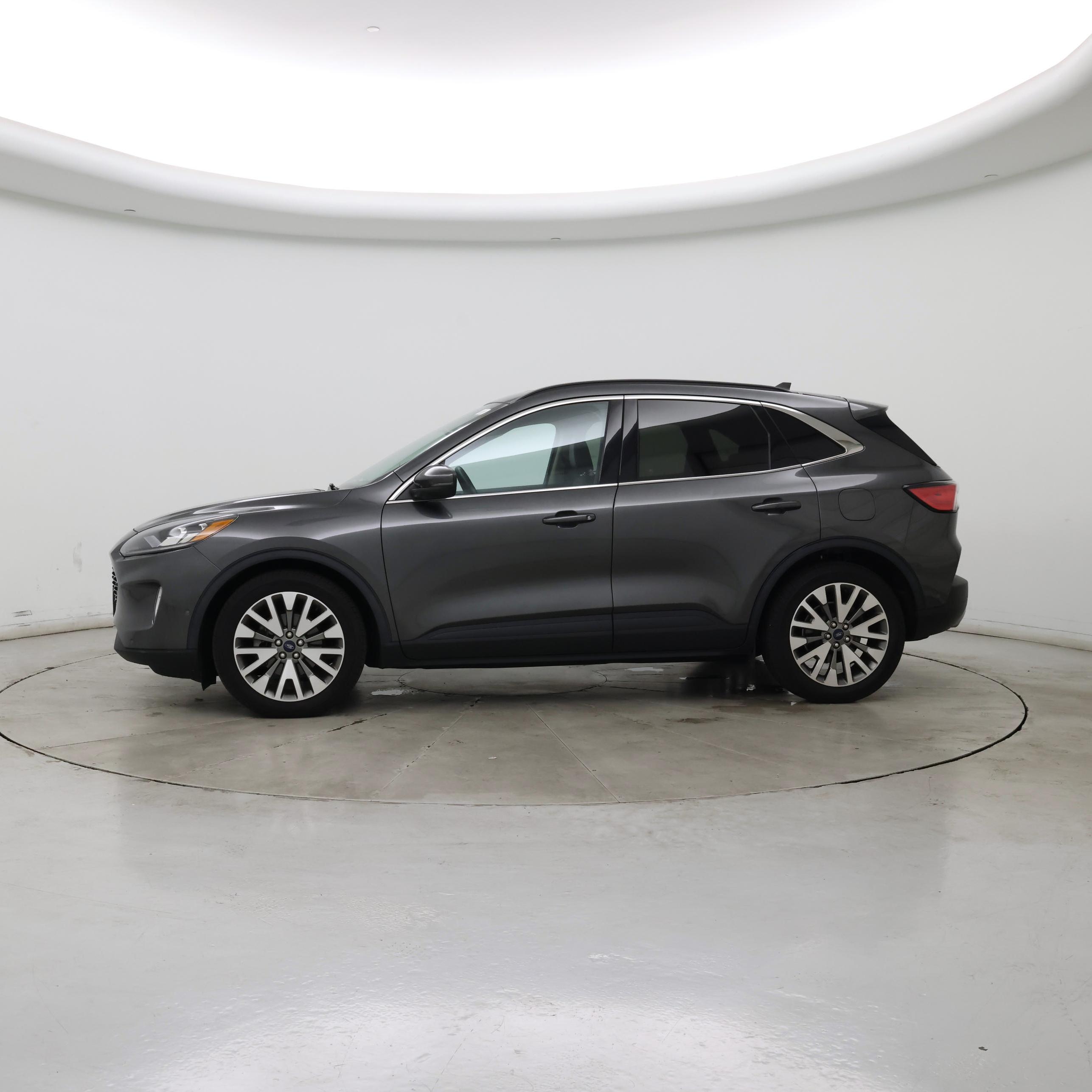 Thumbnail: 2020 Ford Escape - 3