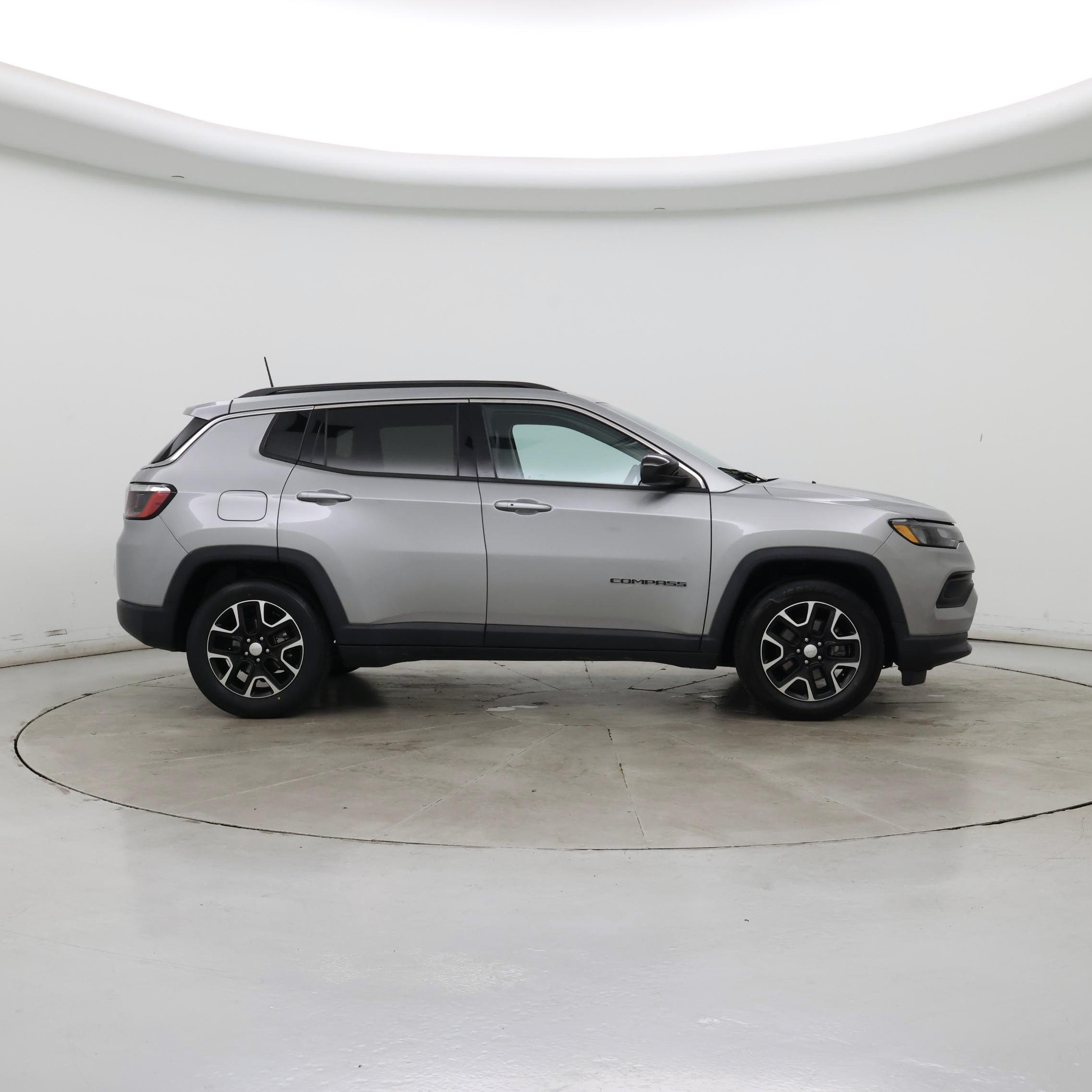 Thumbnail: 2022 Jeep Compass - 7