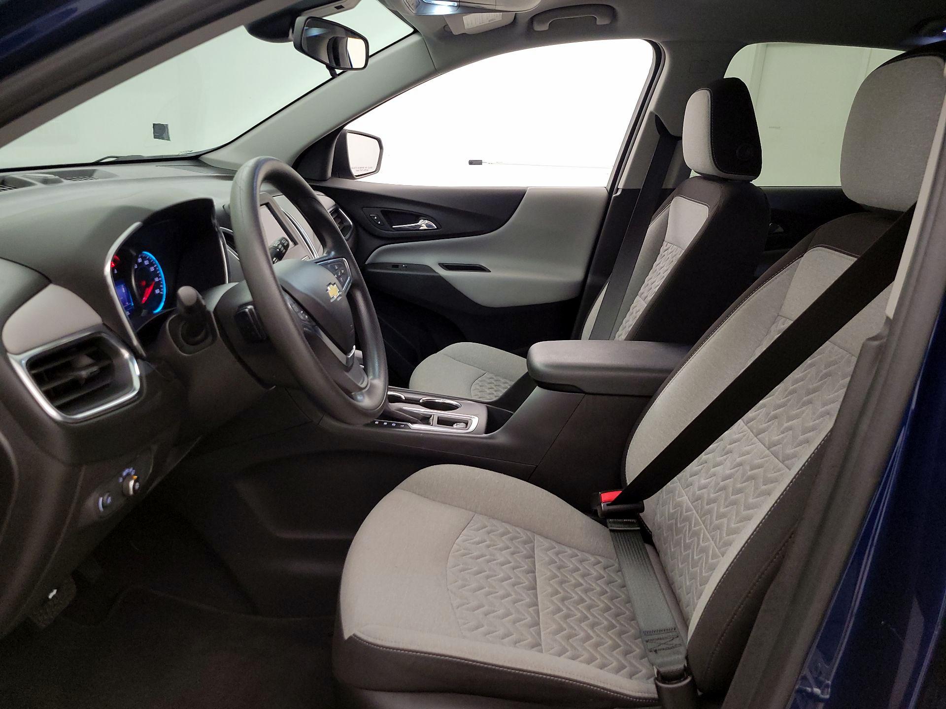 Thumbnail: 2022 Chevrolet Equinox - 11