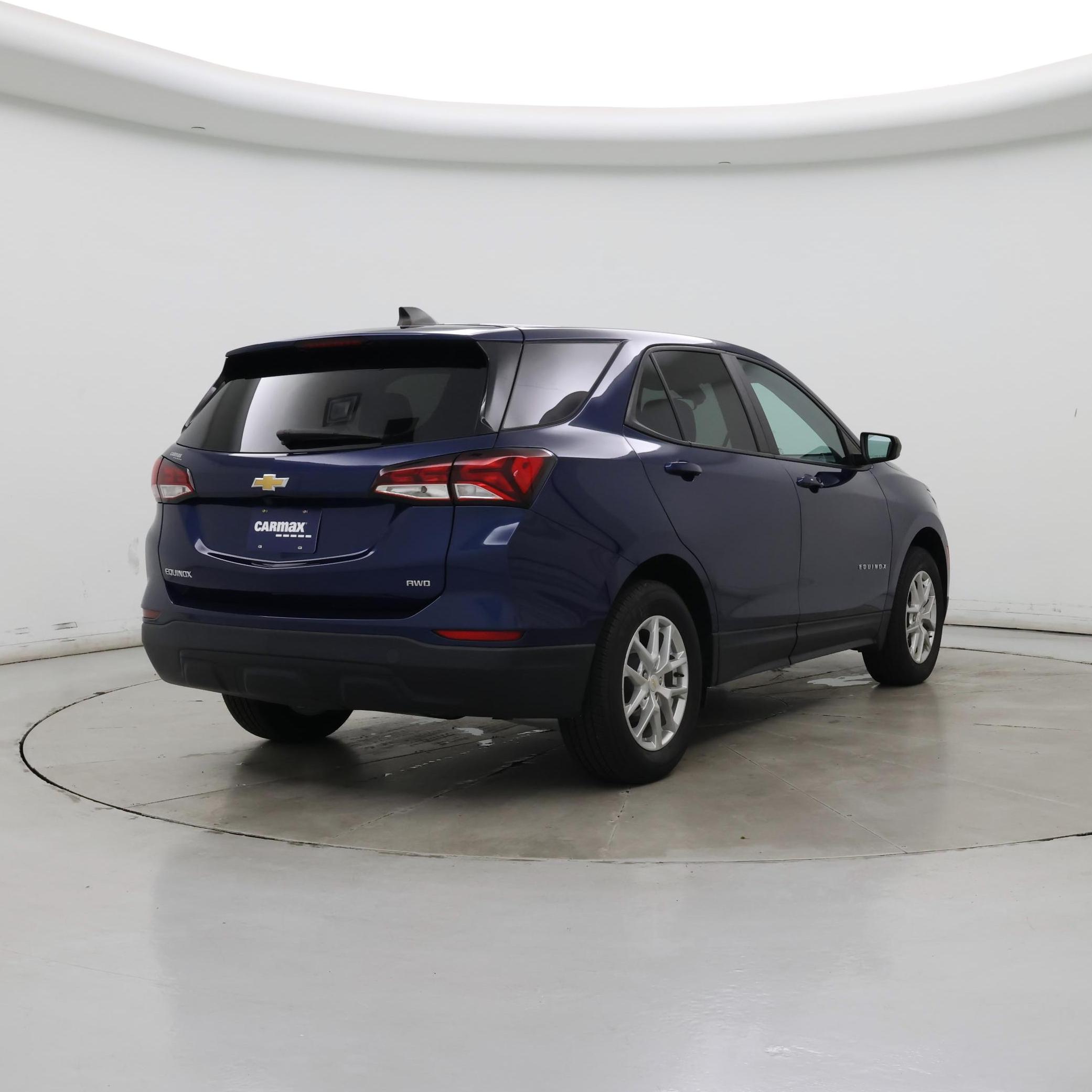 Thumbnail: 2022 Chevrolet Equinox - 8