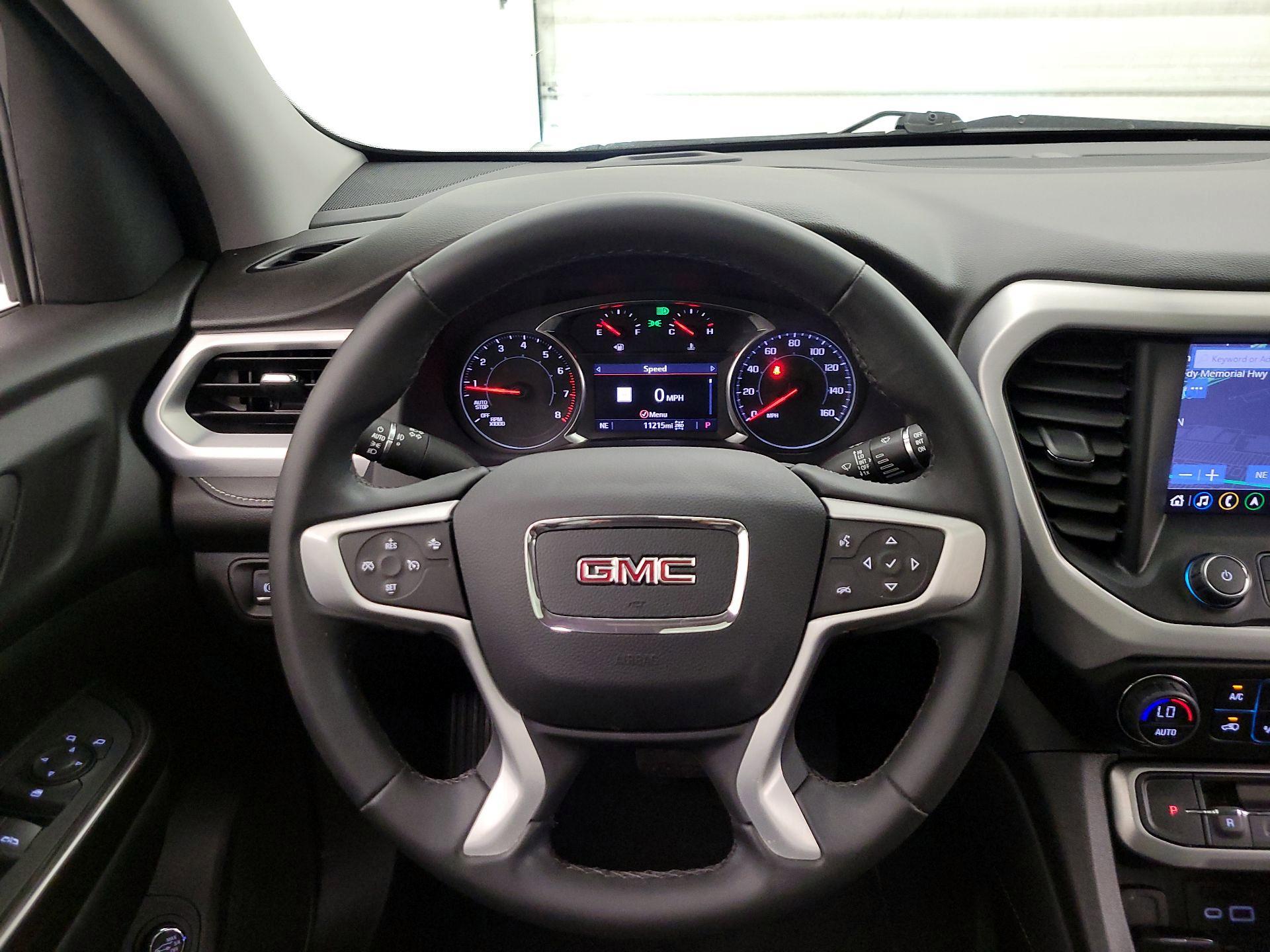 Thumbnail: 2023 GMC Acadia - 10