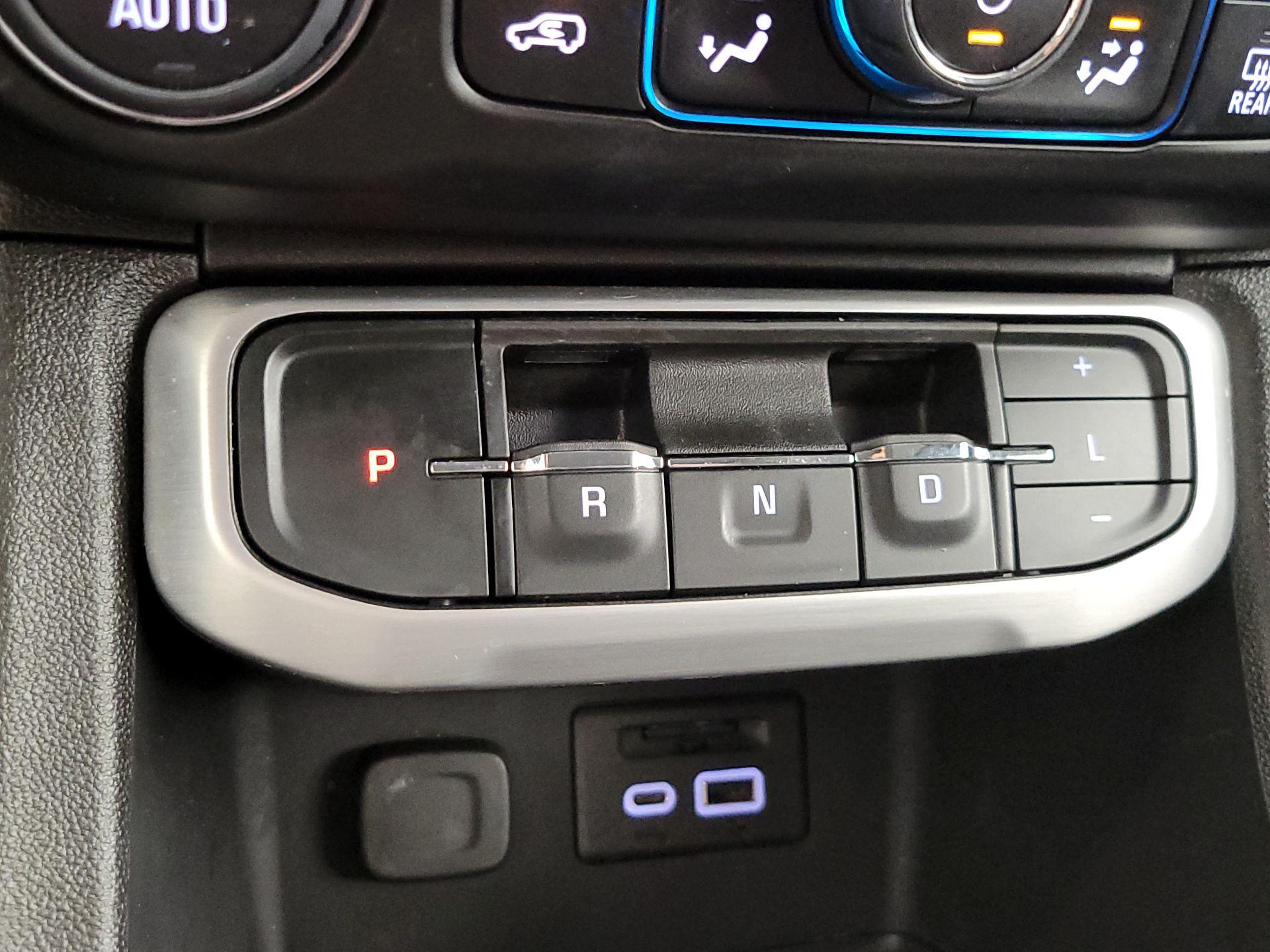 Thumbnail: 2023 GMC Acadia - 18