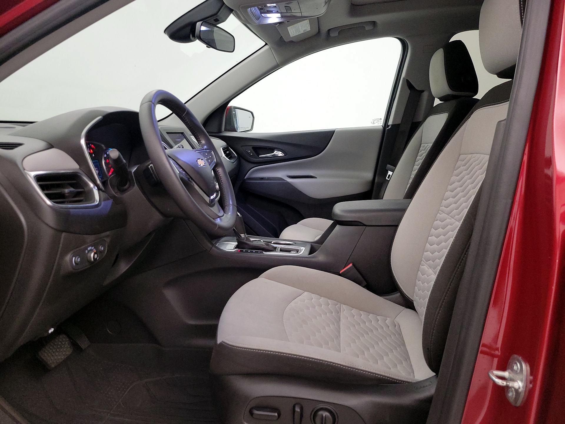 Thumbnail: 2021 Chevrolet Equinox - 11