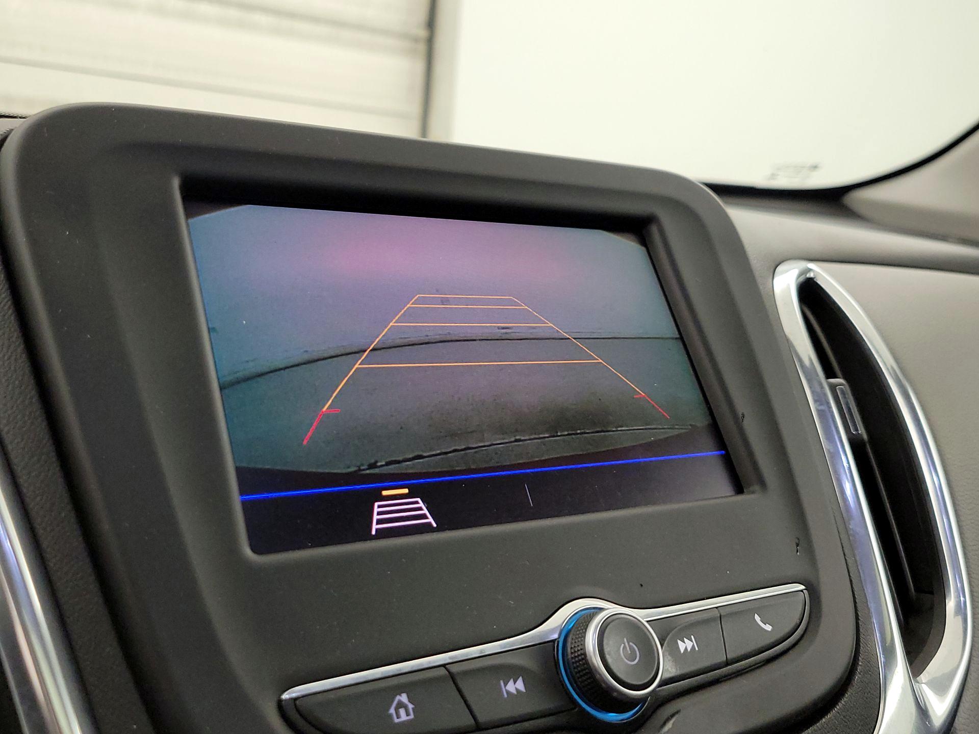 Thumbnail: 2021 Chevrolet Equinox - 14
