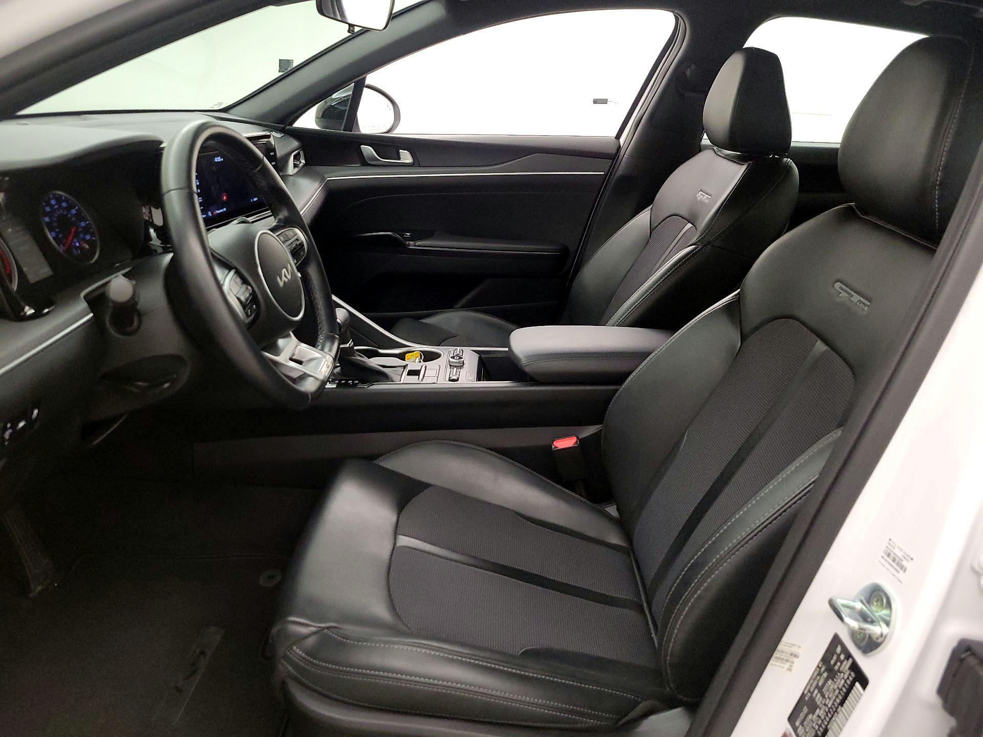 Thumbnail: 2022 Kia K5 - 11