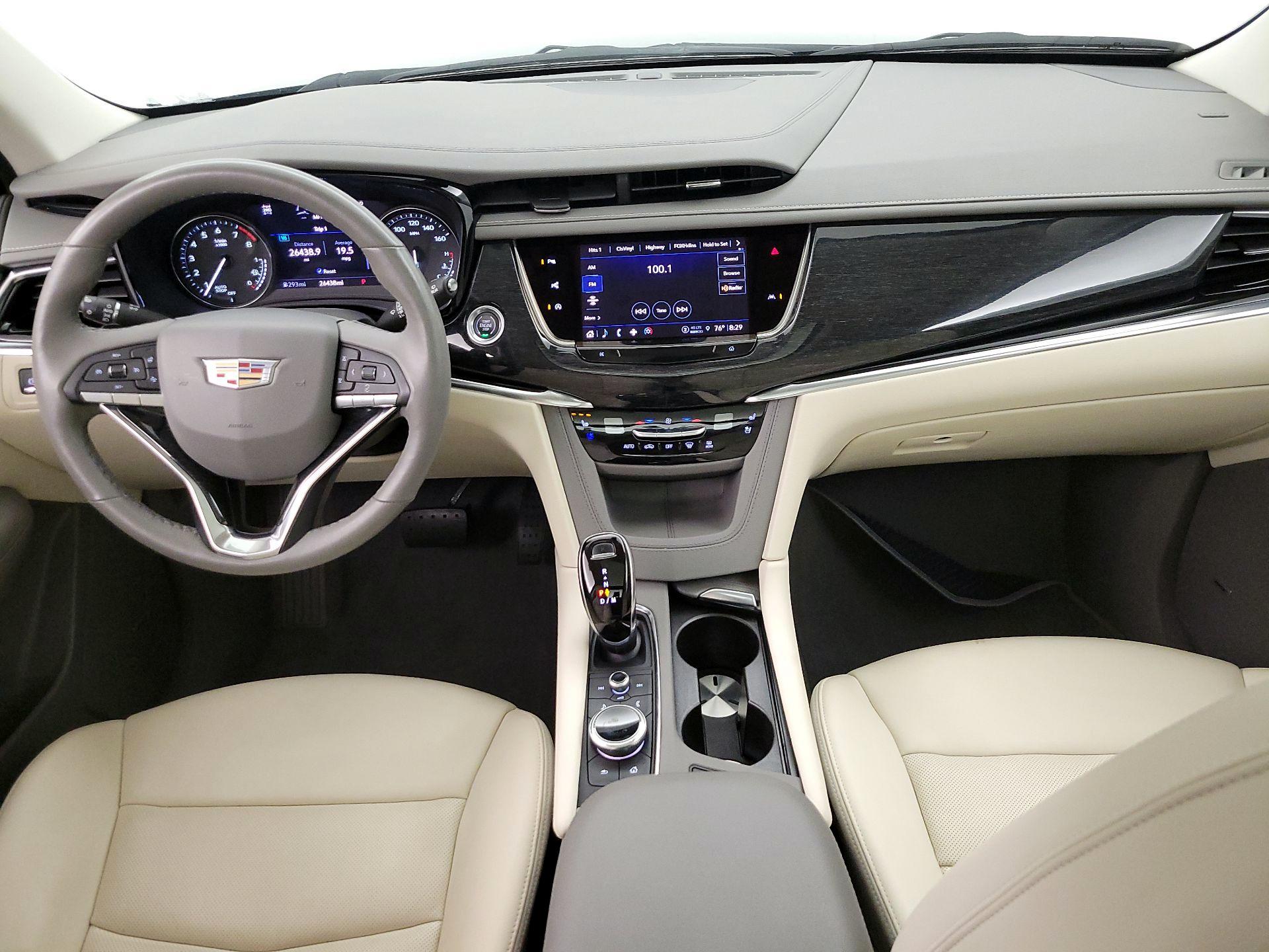 Thumbnail: 2022 Cadillac XT6 - 9