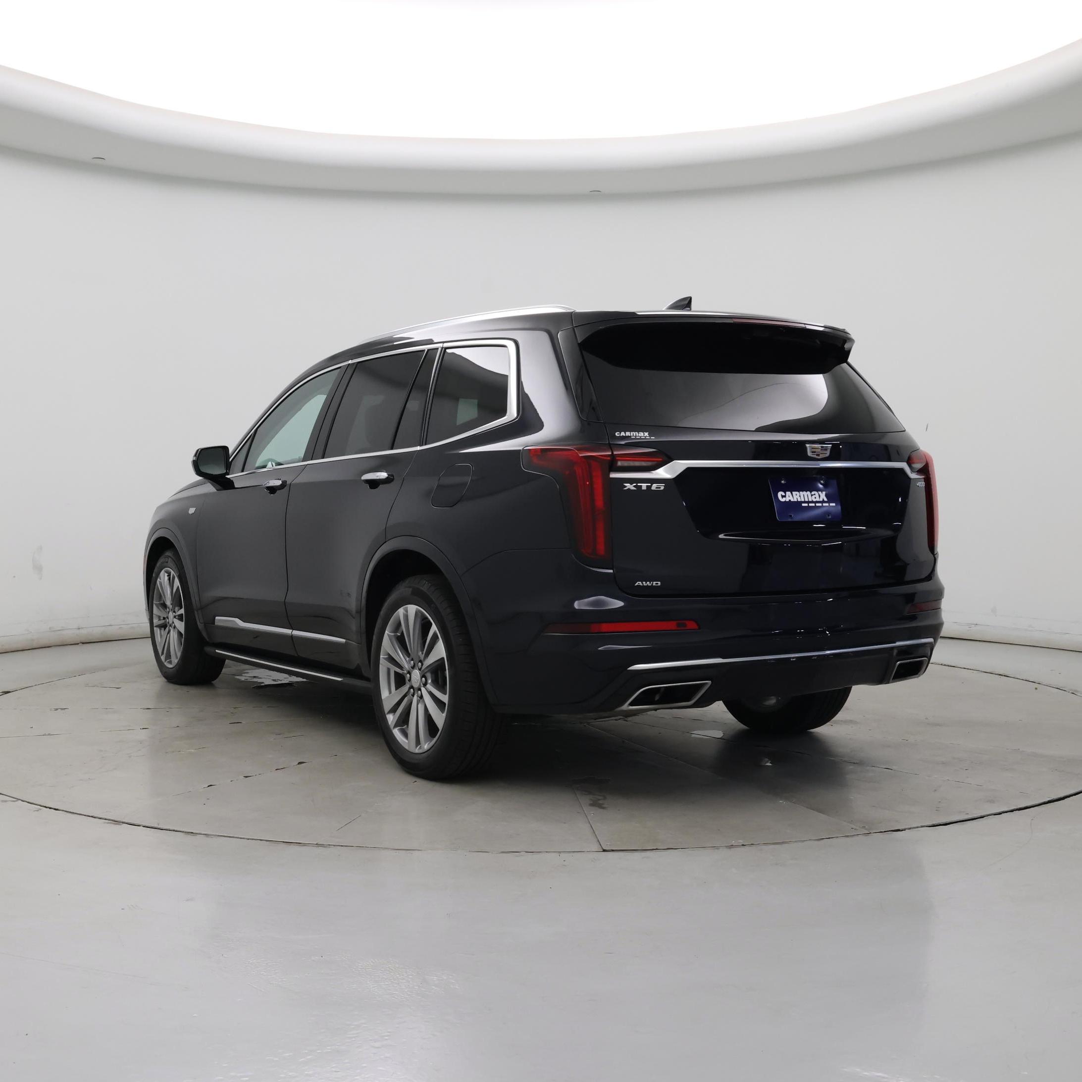 Thumbnail: 2022 Cadillac XT6 - 2