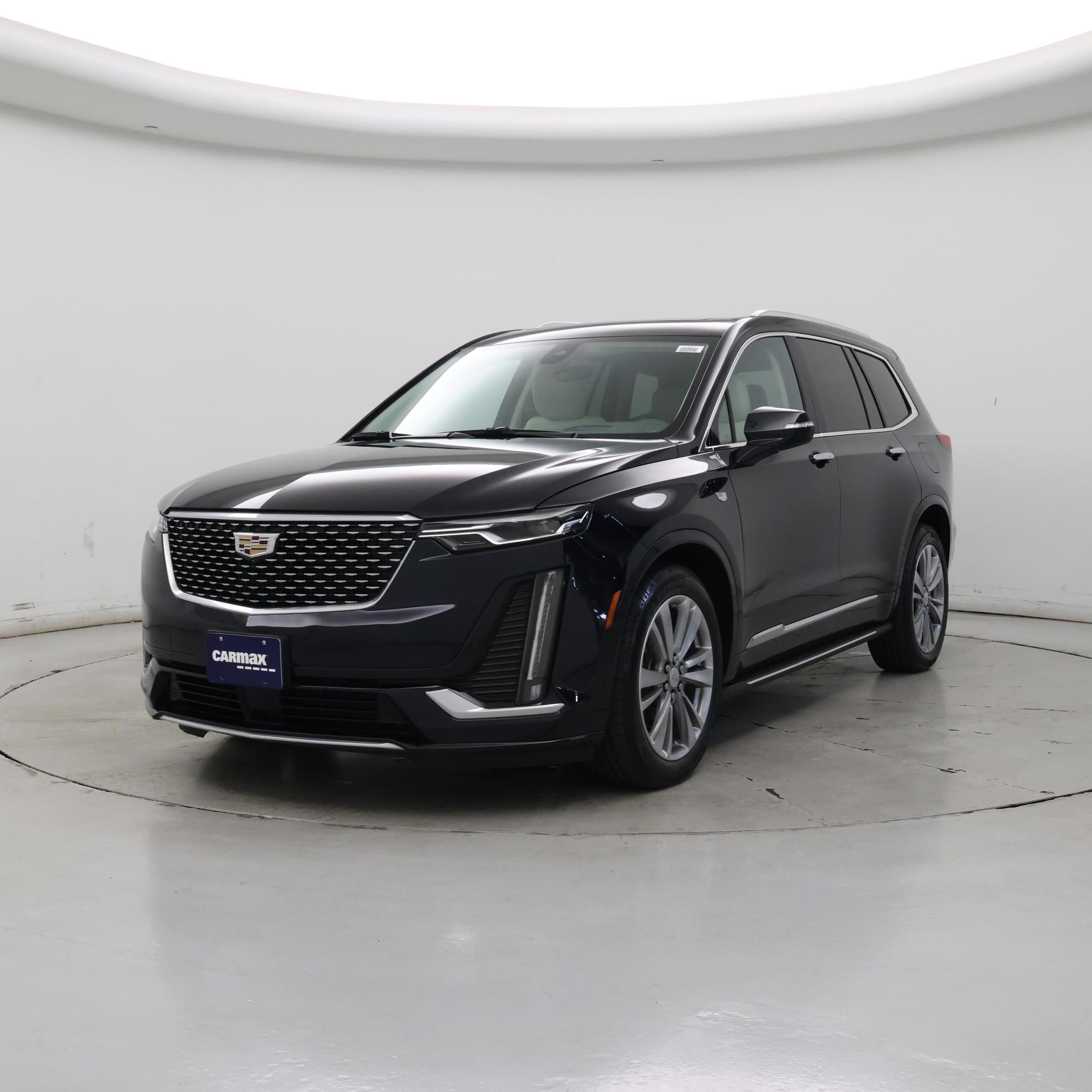 Thumbnail: 2022 Cadillac XT6 - 4