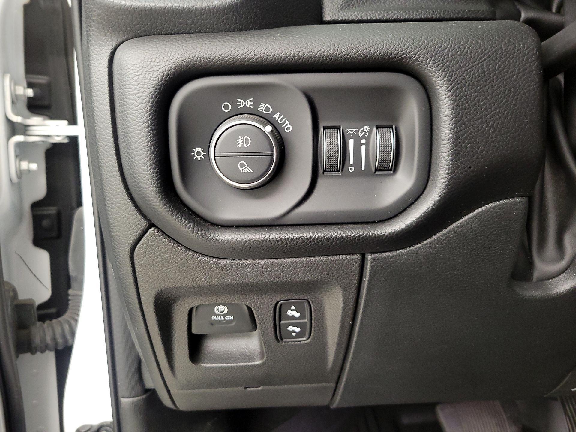 Thumbnail: 2022 RAM 1500 - 13