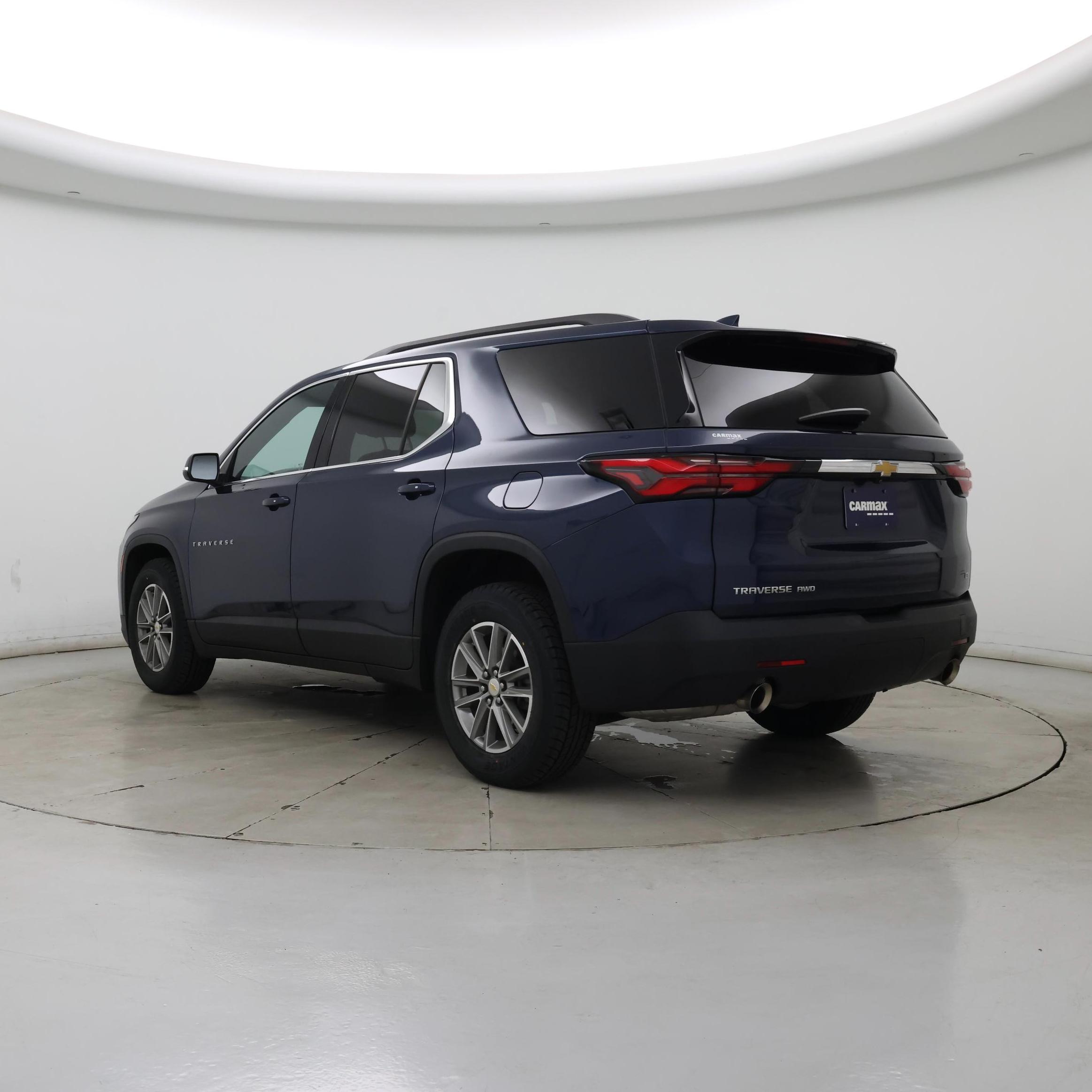 Thumbnail: 2022 Chevrolet Traverse - 2