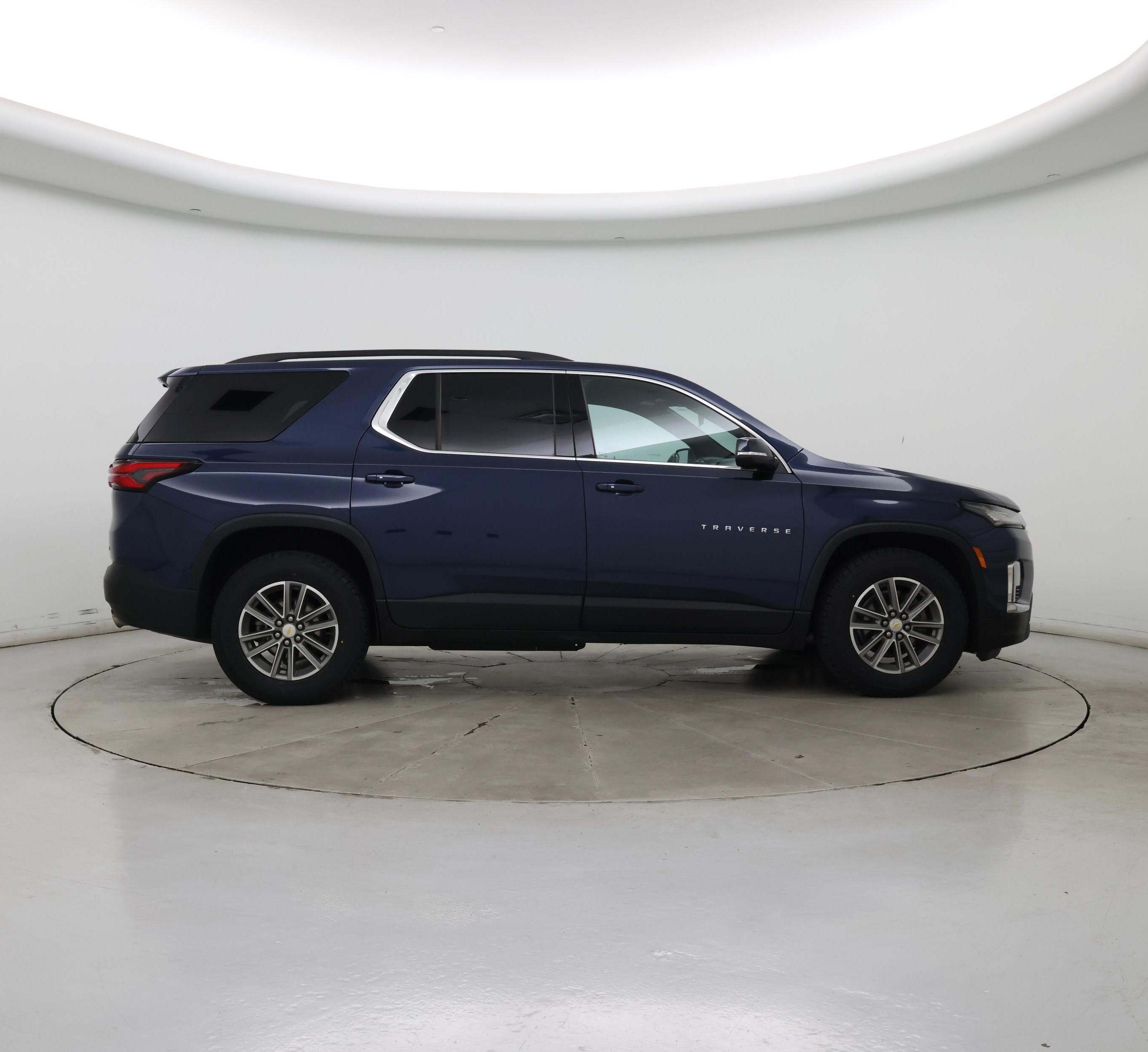Thumbnail: 2022 Chevrolet Traverse - 7