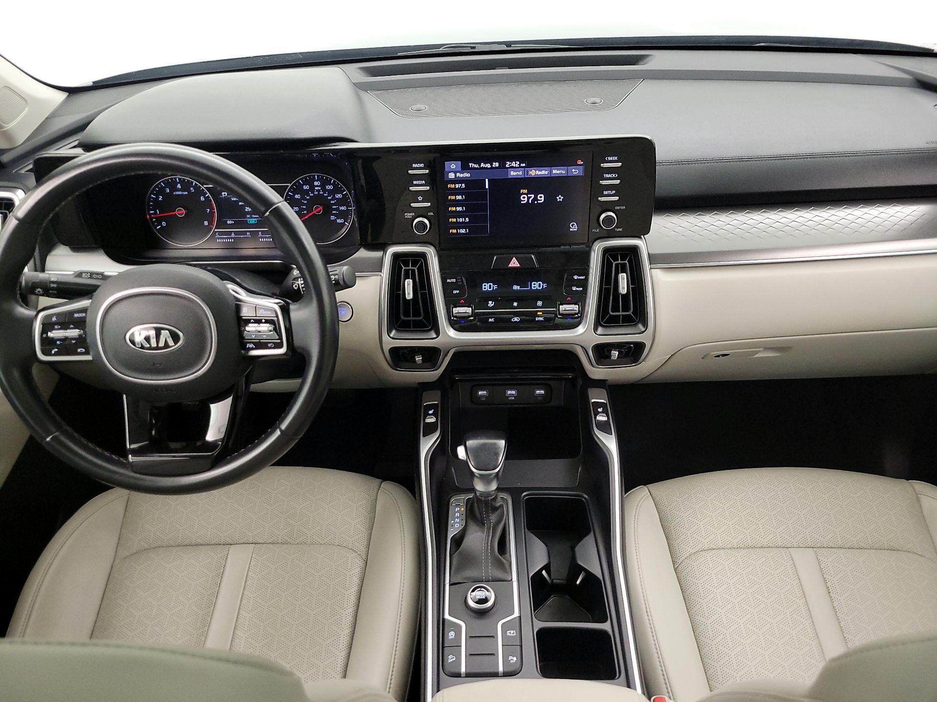 Thumbnail: 2021 Kia Sorento - 9