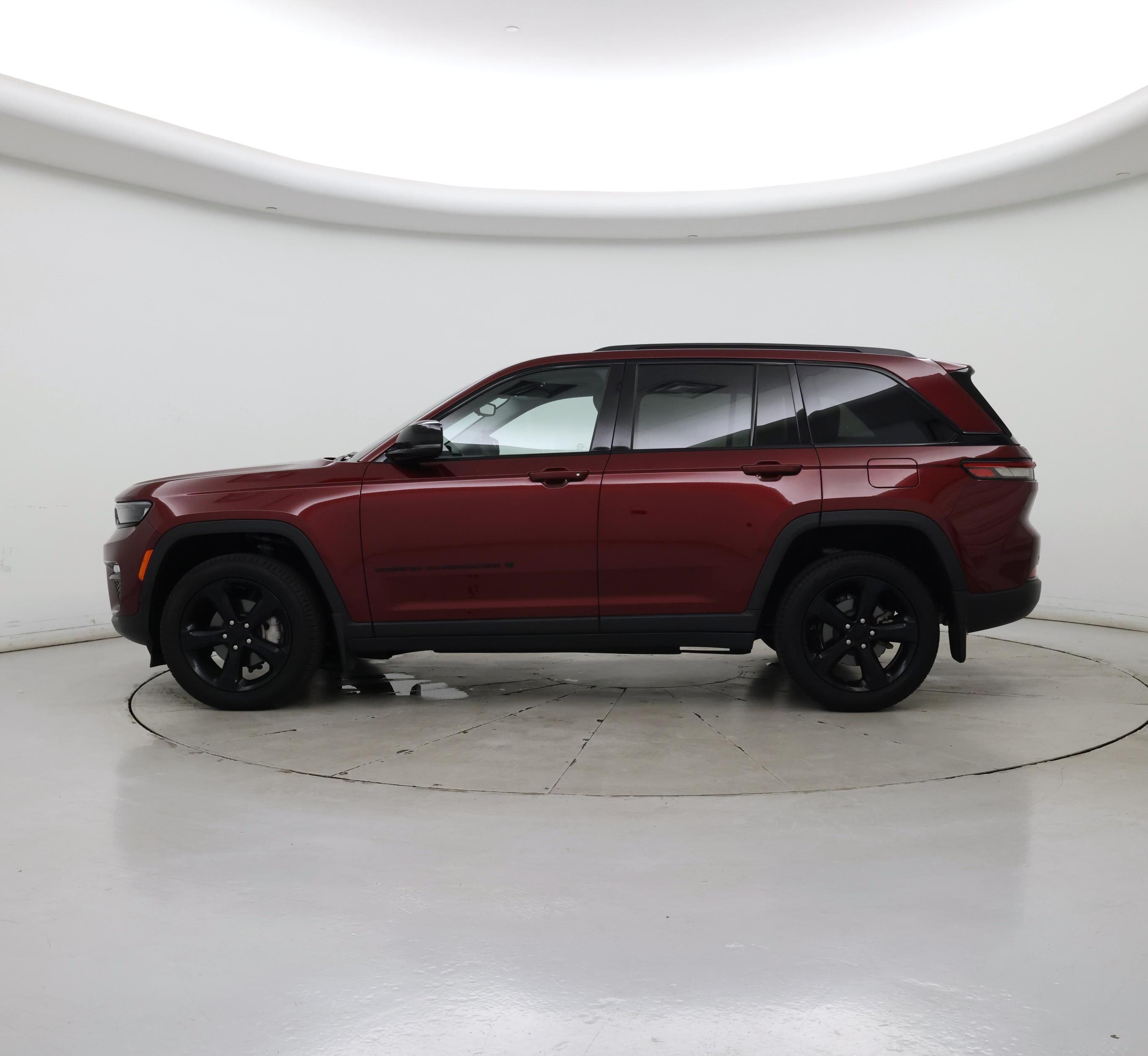 Thumbnail: 2023 Jeep Grand Cherokee - 3