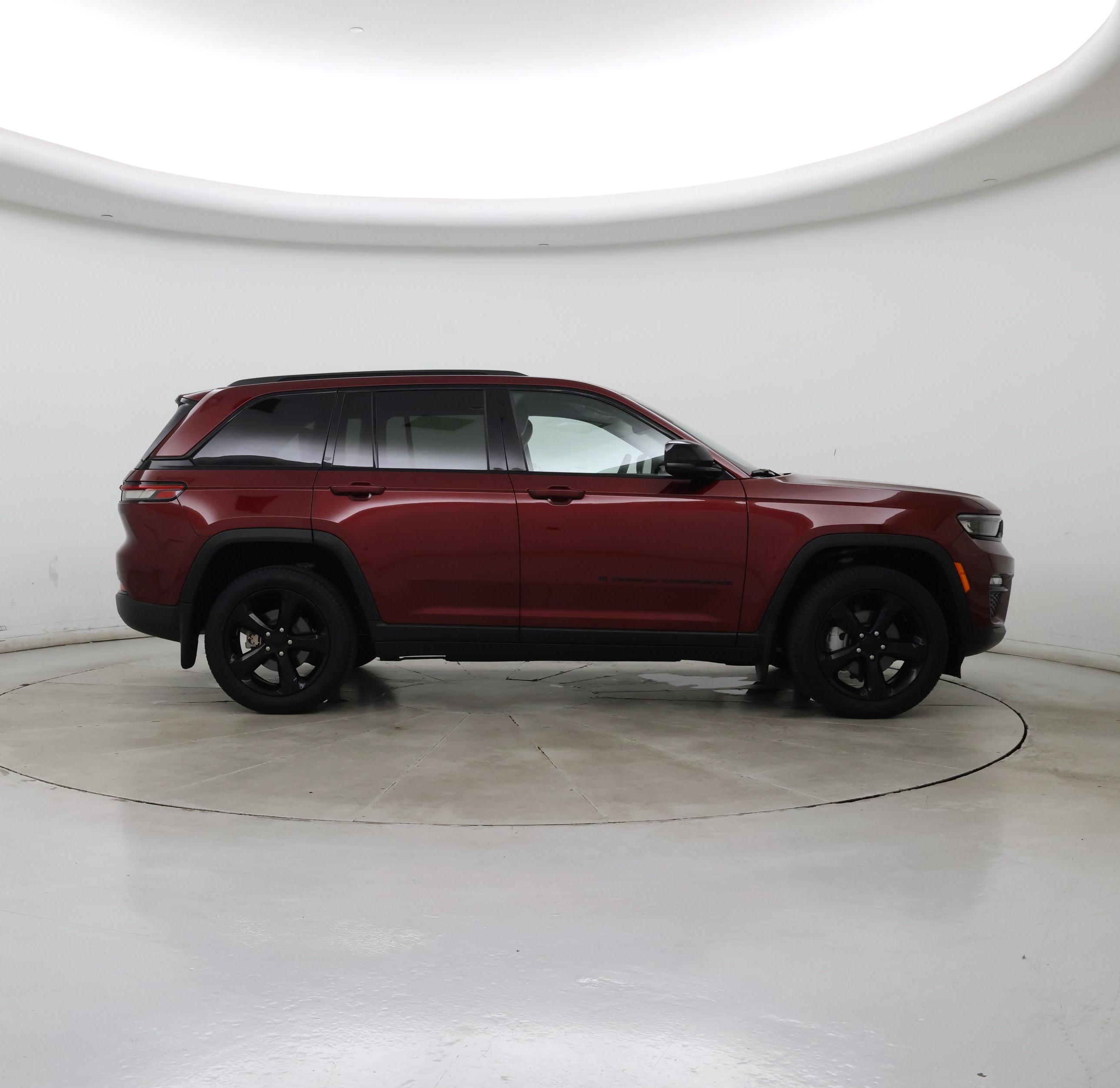 Thumbnail: 2023 Jeep Grand Cherokee - 7