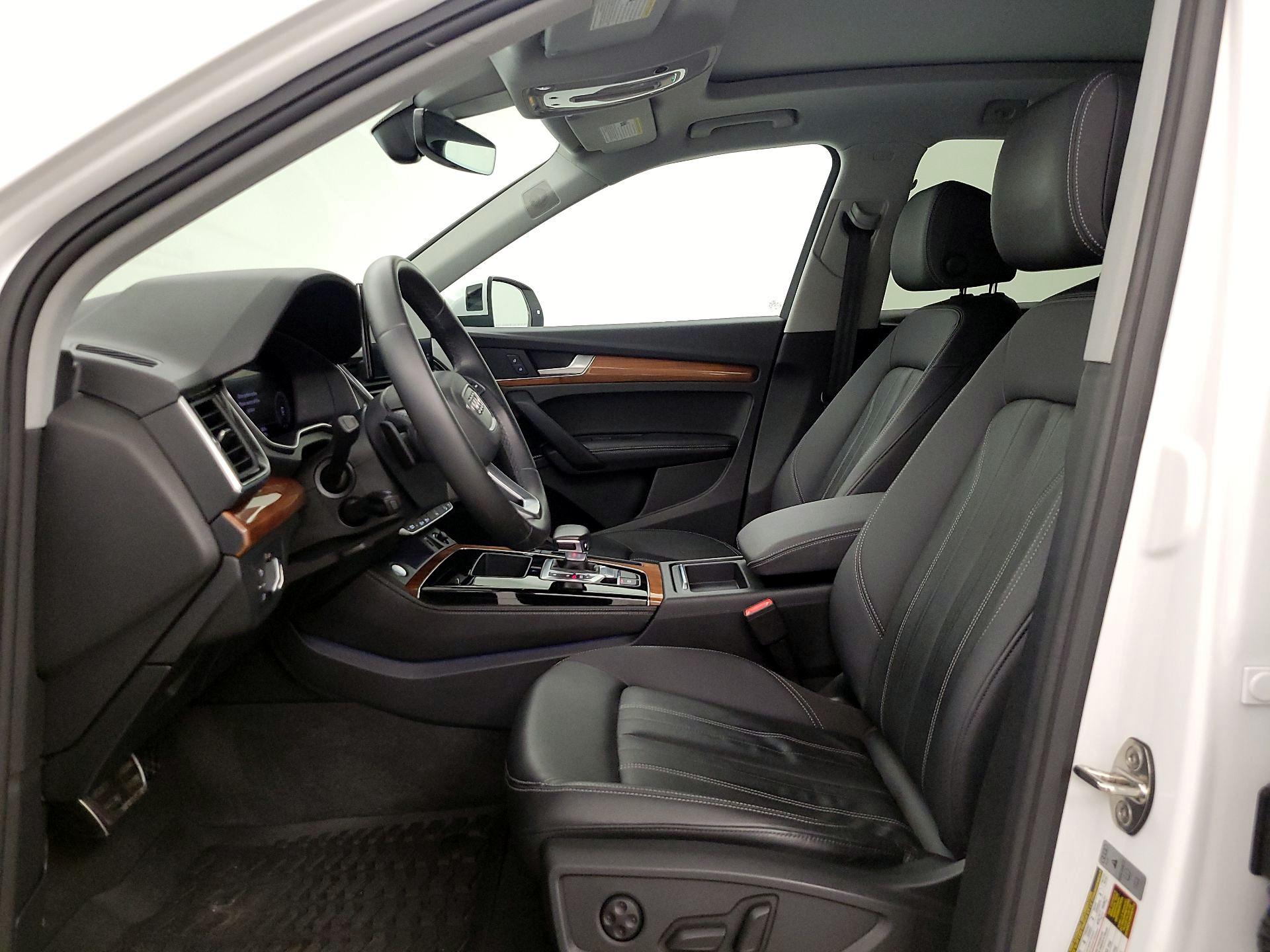 Thumbnail: 2022 Audi Q5 - 11