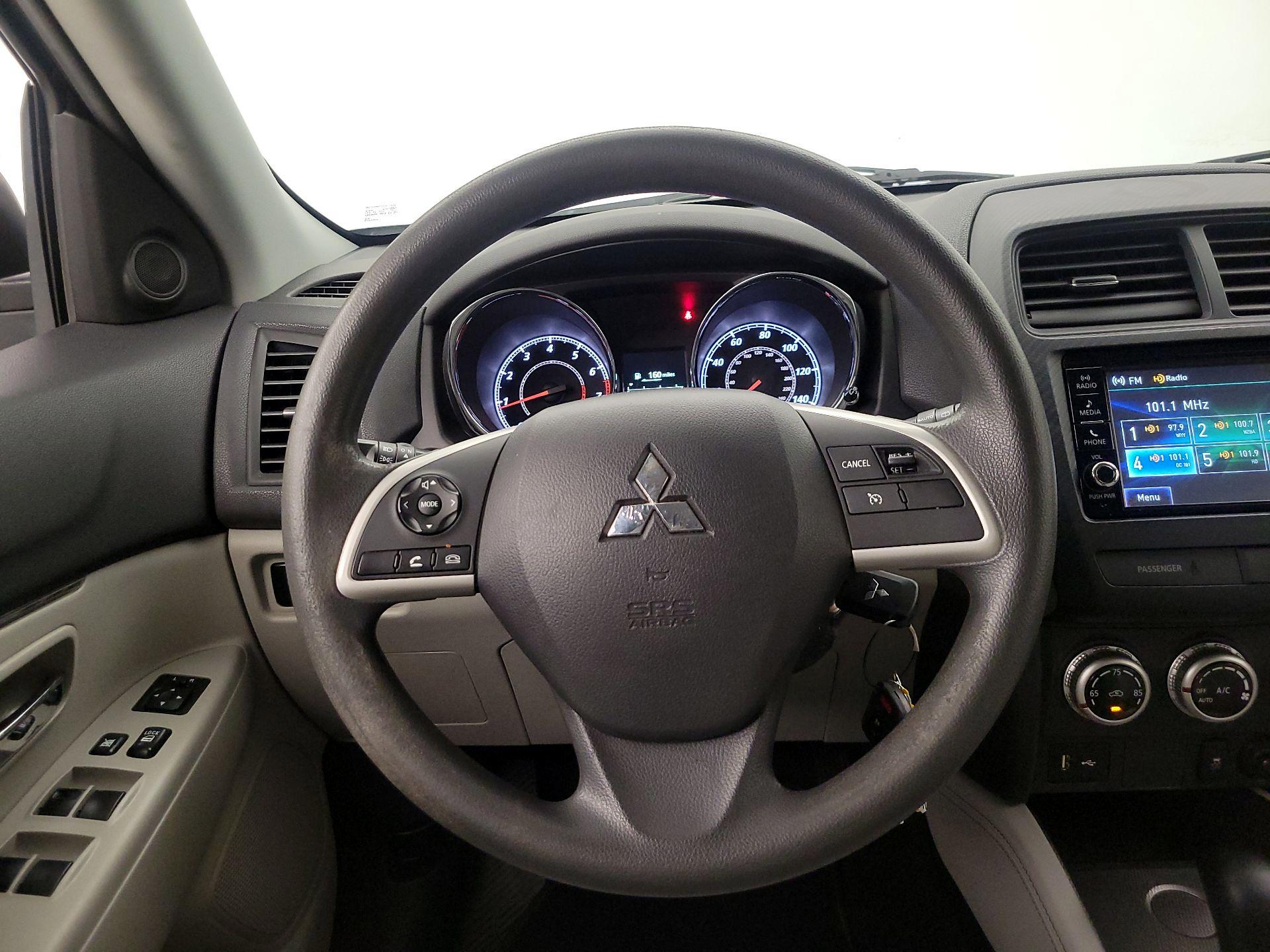 Thumbnail: 2021 Mitsubishi Outlander Sport - 10