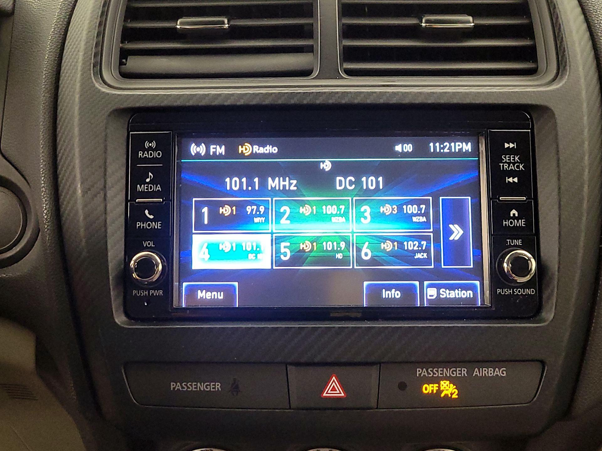Thumbnail: 2021 Mitsubishi Outlander Sport - 15