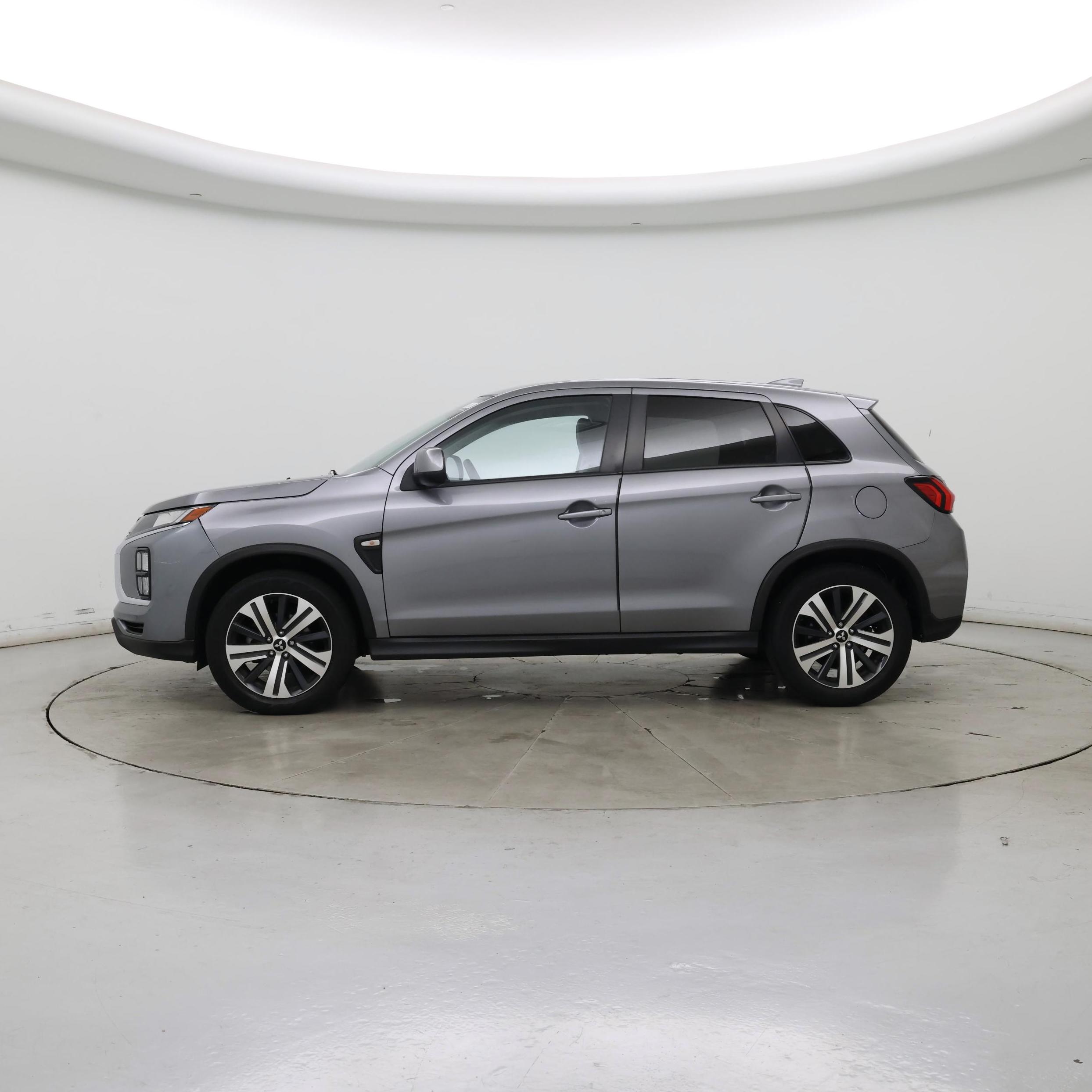 Thumbnail: 2021 Mitsubishi Outlander Sport - 3