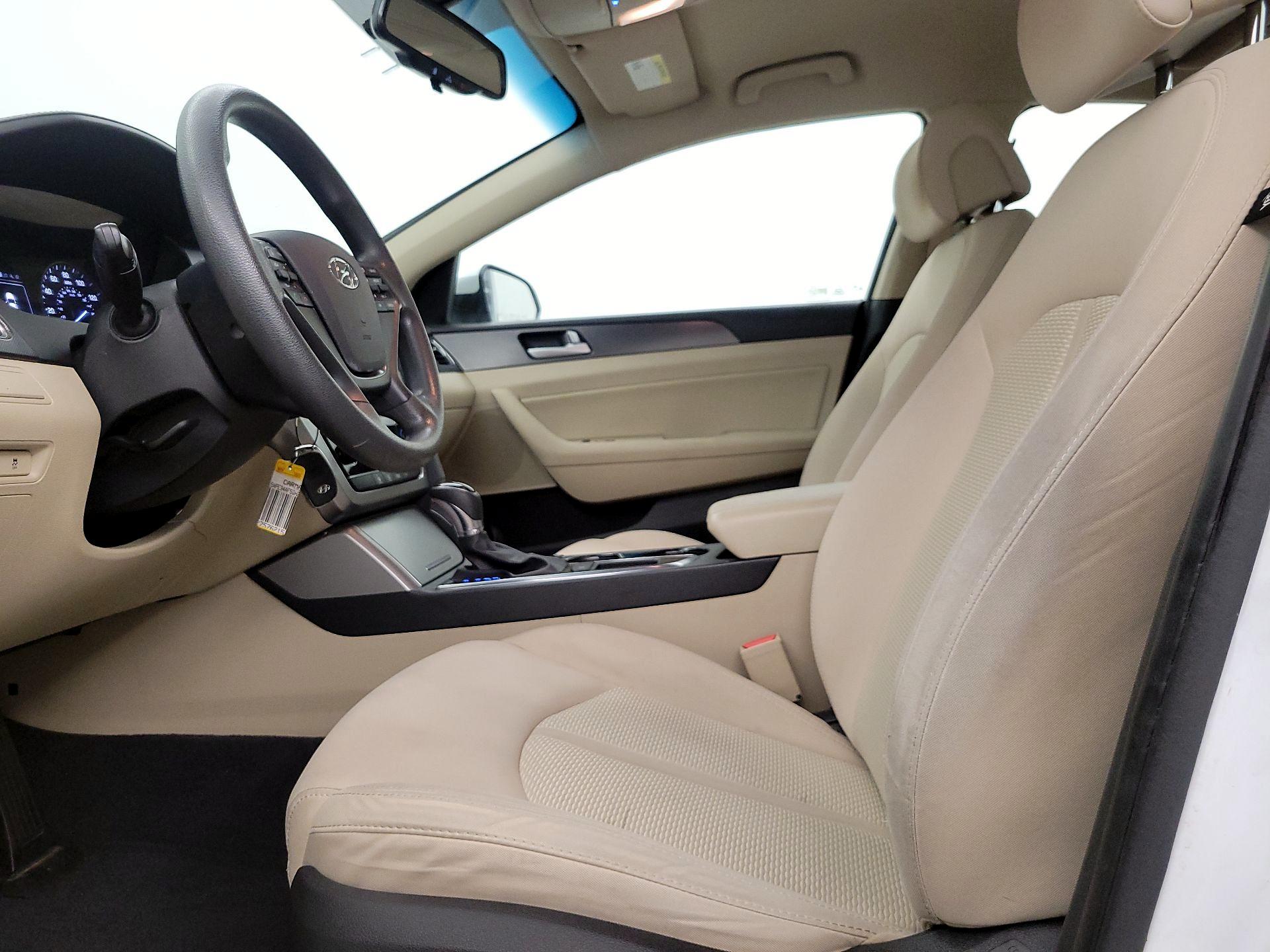 Thumbnail: 2016 Hyundai Sonata - 11