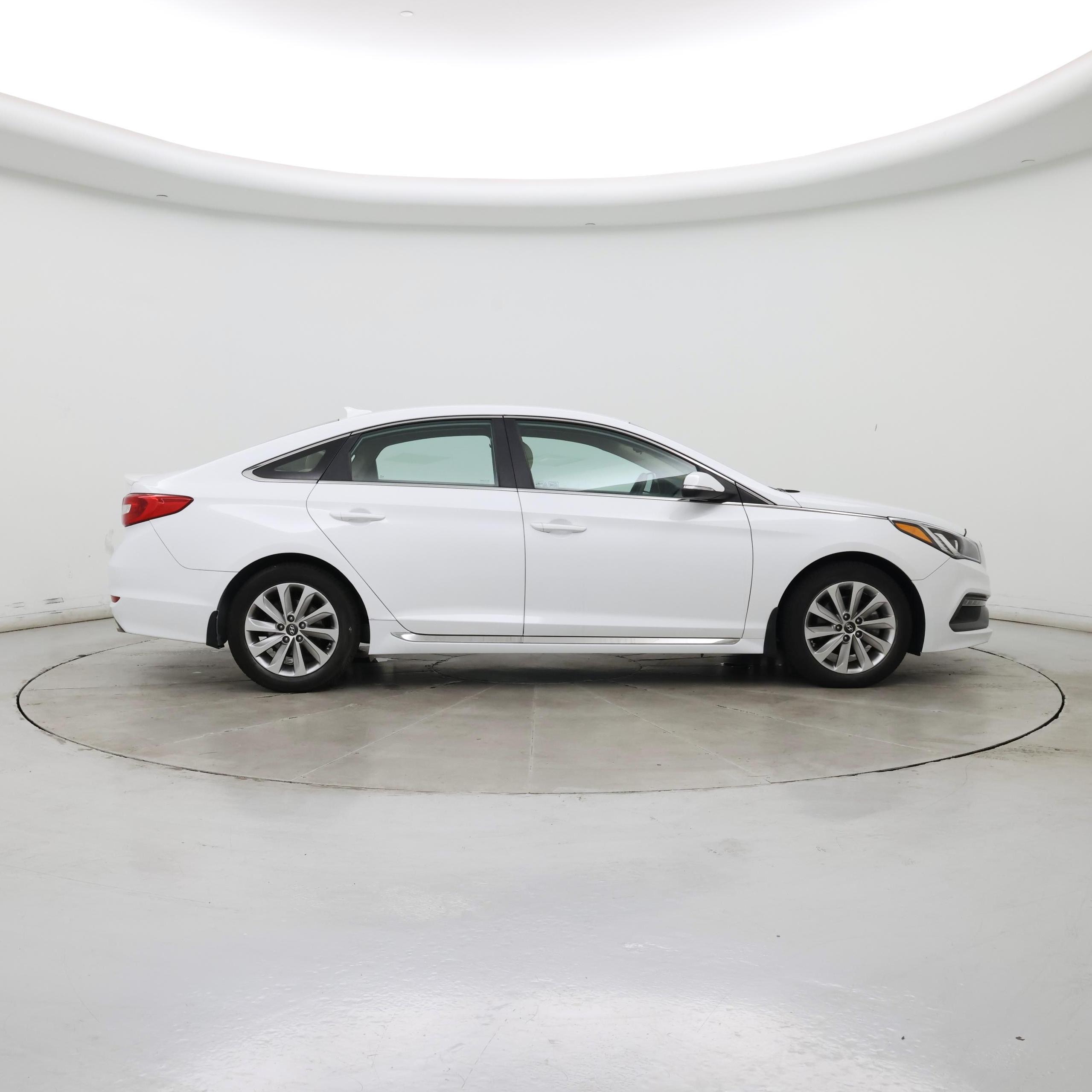 Thumbnail: 2016 Hyundai Sonata - 7