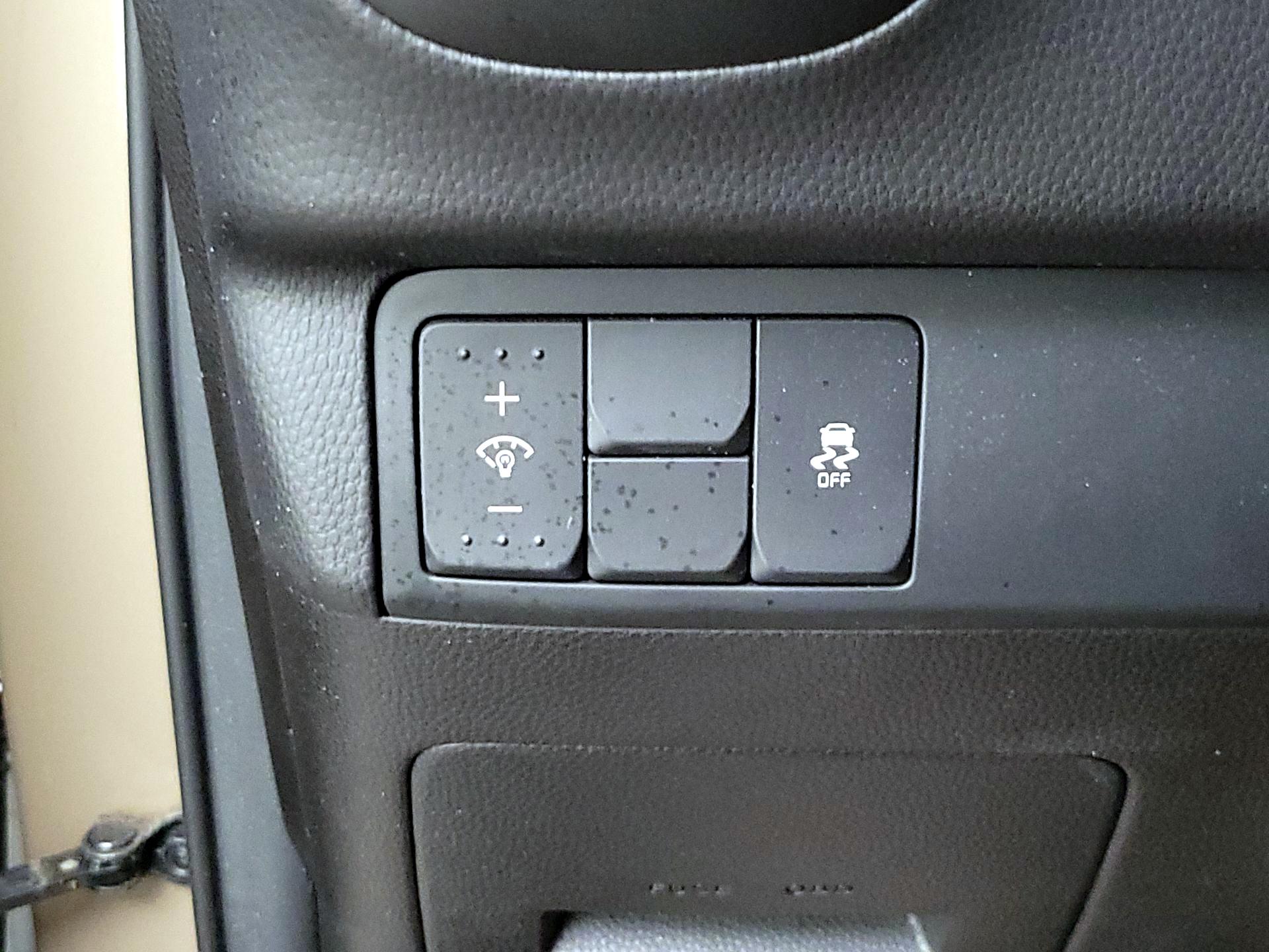 Thumbnail: 2015 Kia Soul - 13