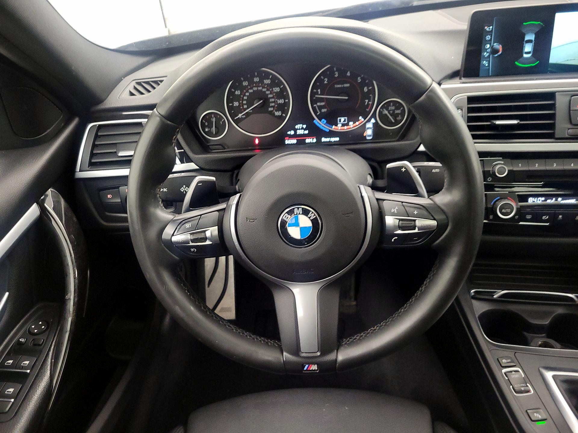Thumbnail: 2017 BMW 3 Series - 10