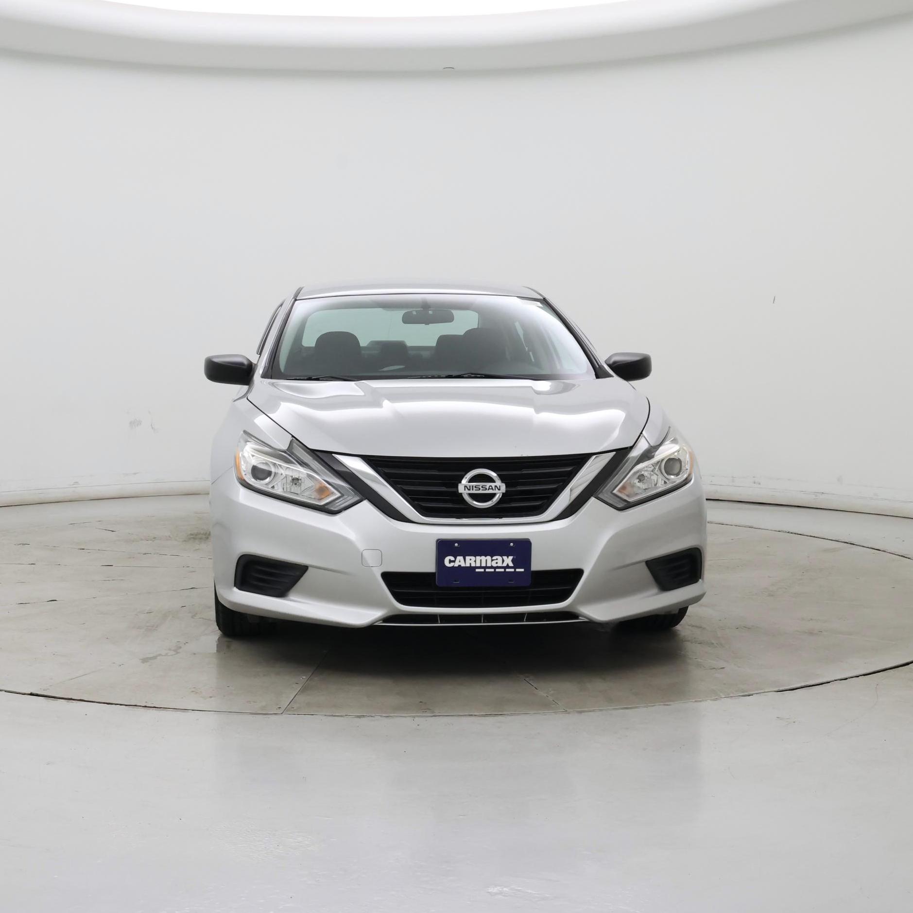 Thumbnail: 2017 Nissan Altima - 5