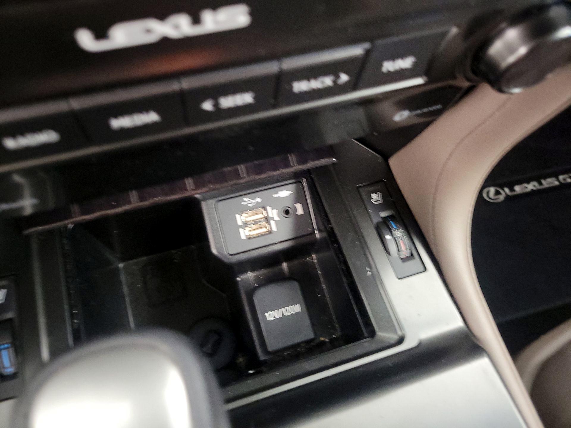Thumbnail: 2022 Lexus GX - 19
