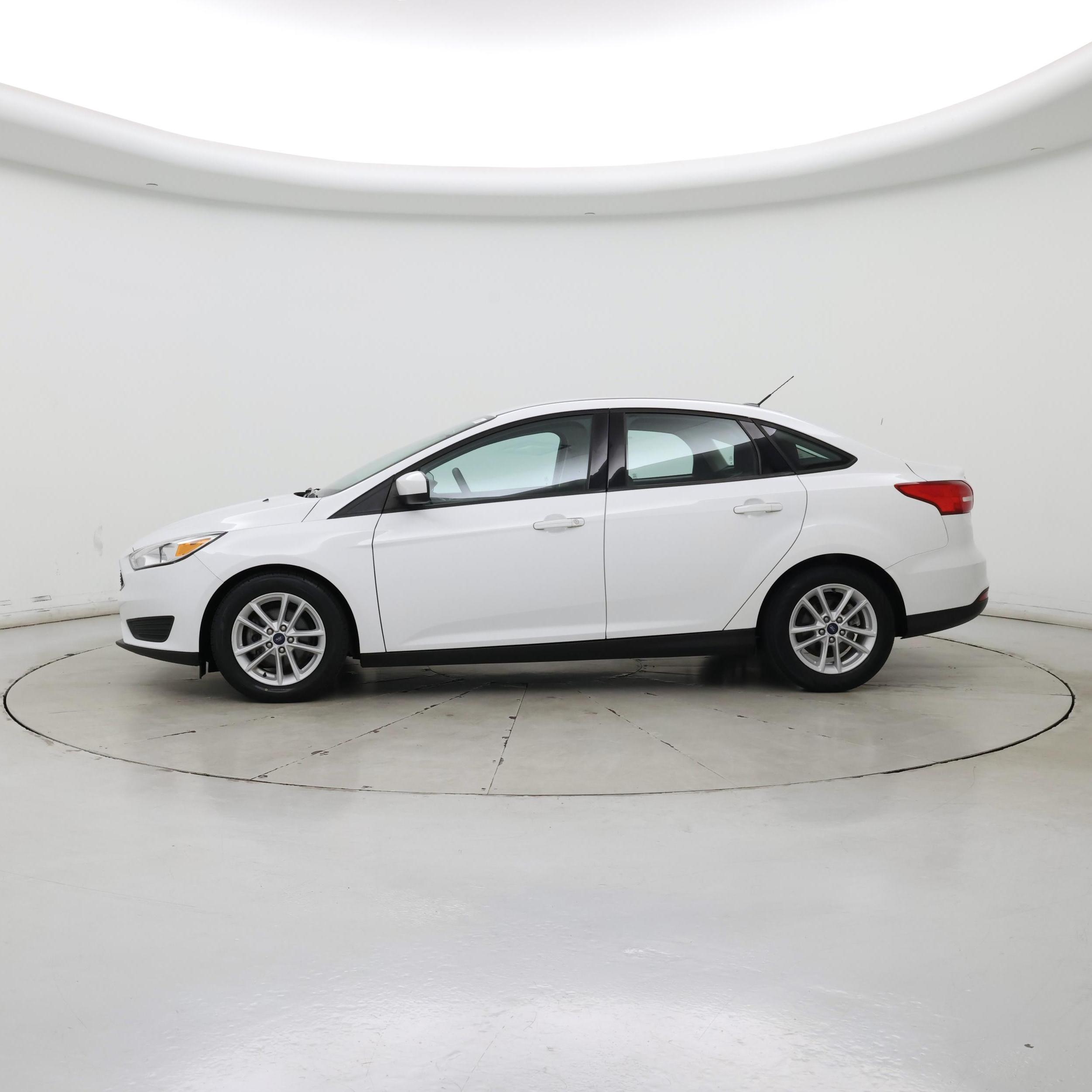 Thumbnail: 2018 Ford Focus - 3