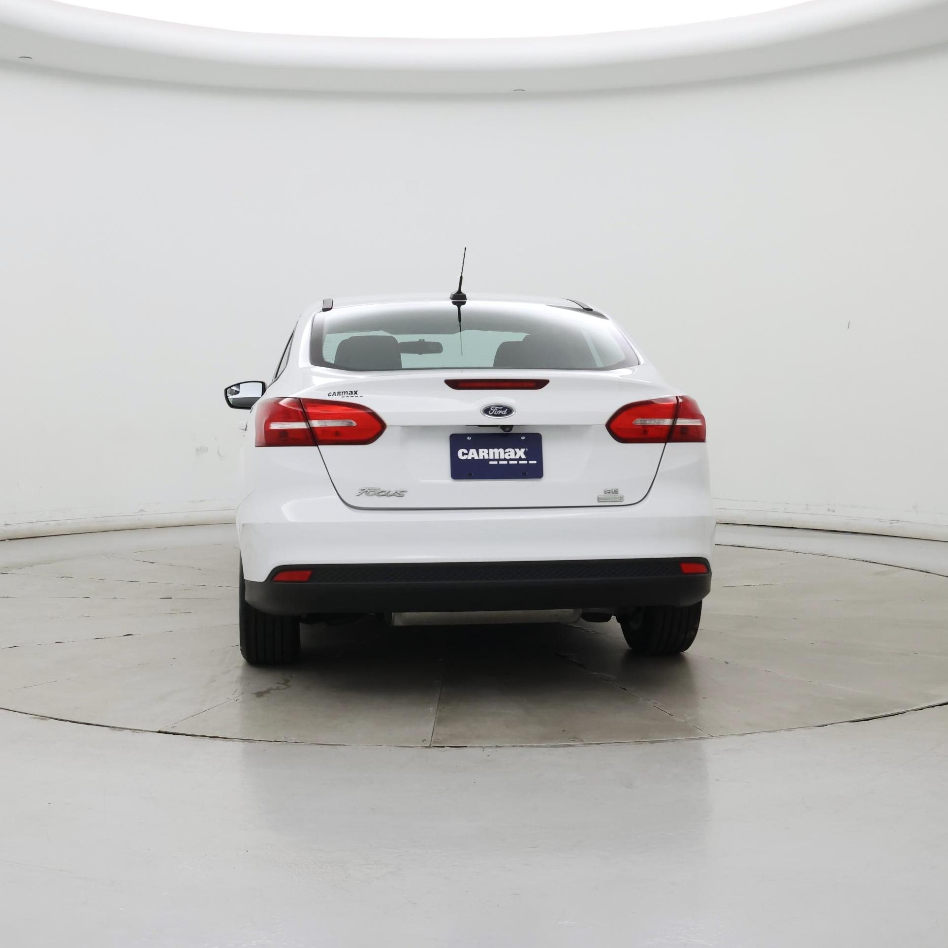 Thumbnail: 2018 Ford Focus - 6