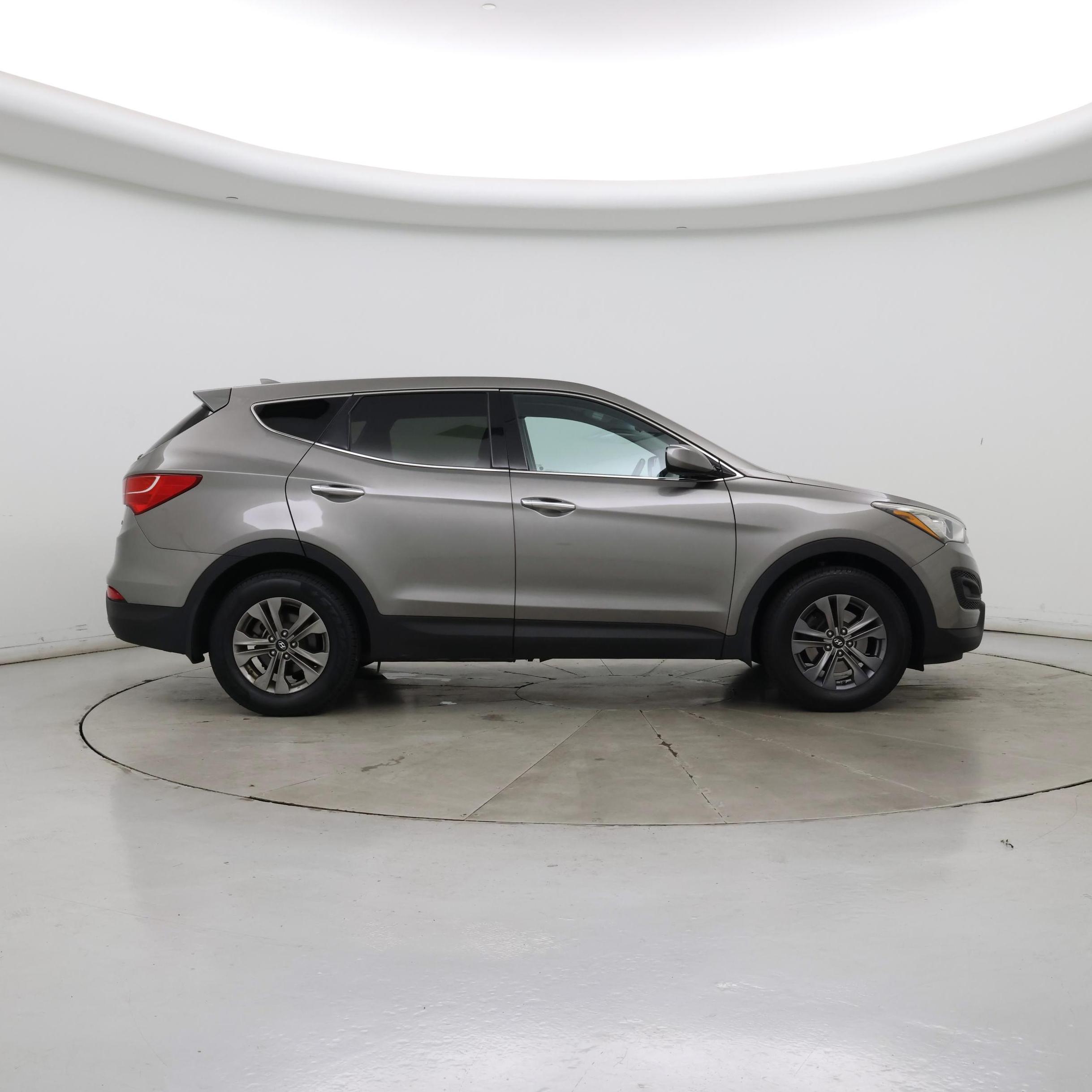 Thumbnail: 2016 Hyundai Santa Fe - 7