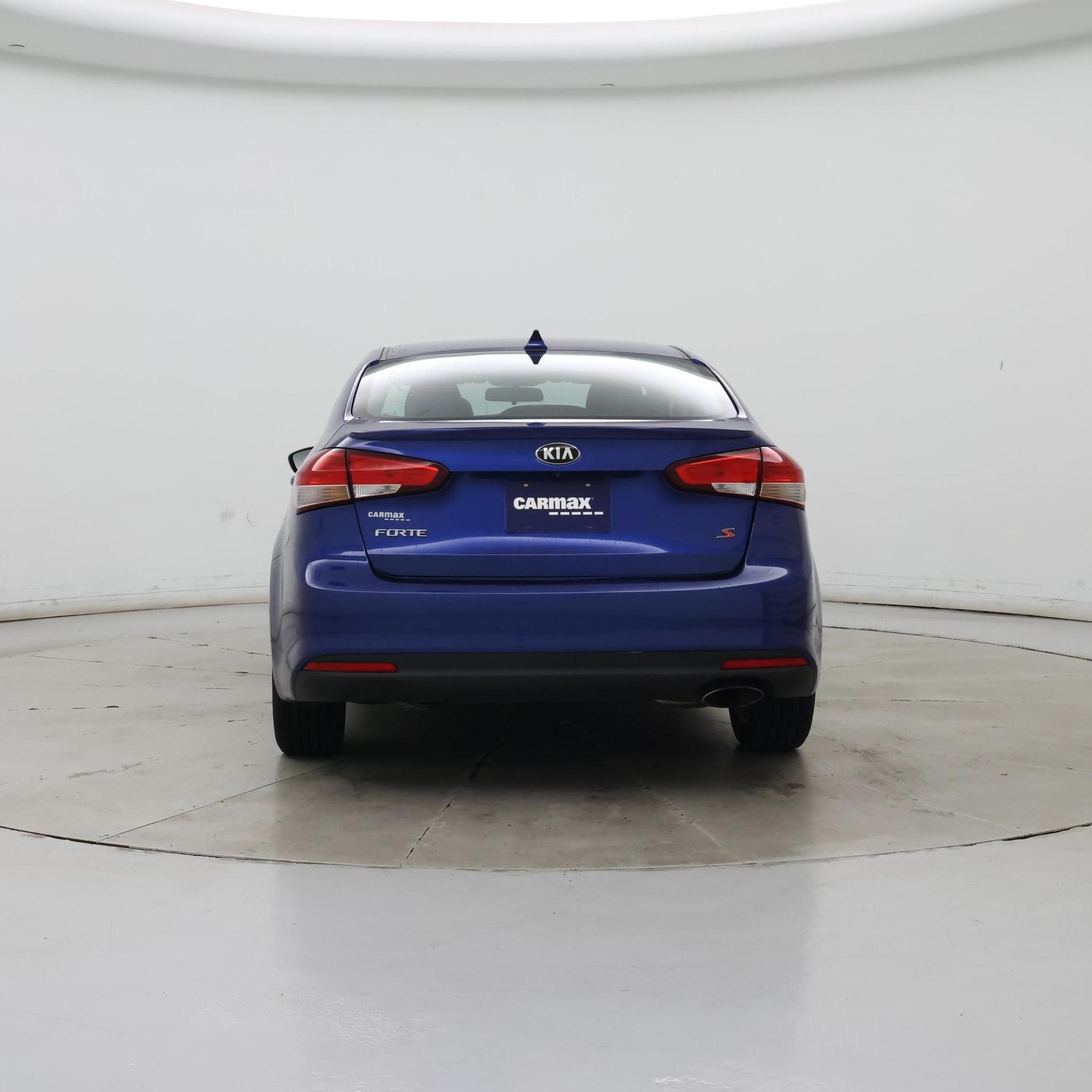 Thumbnail: 2017 Kia Forte - 6