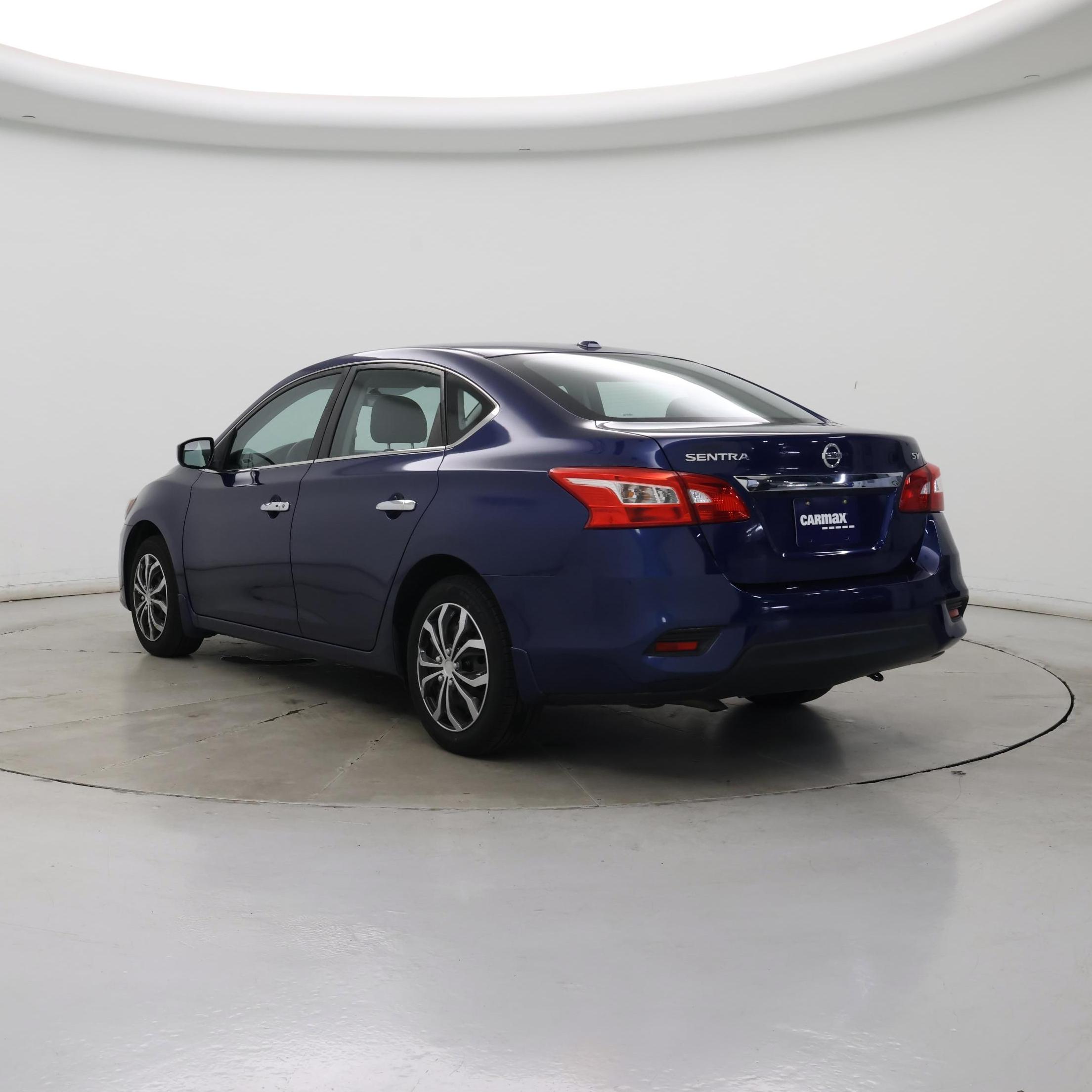 Thumbnail: 2016 Nissan Sentra - 2