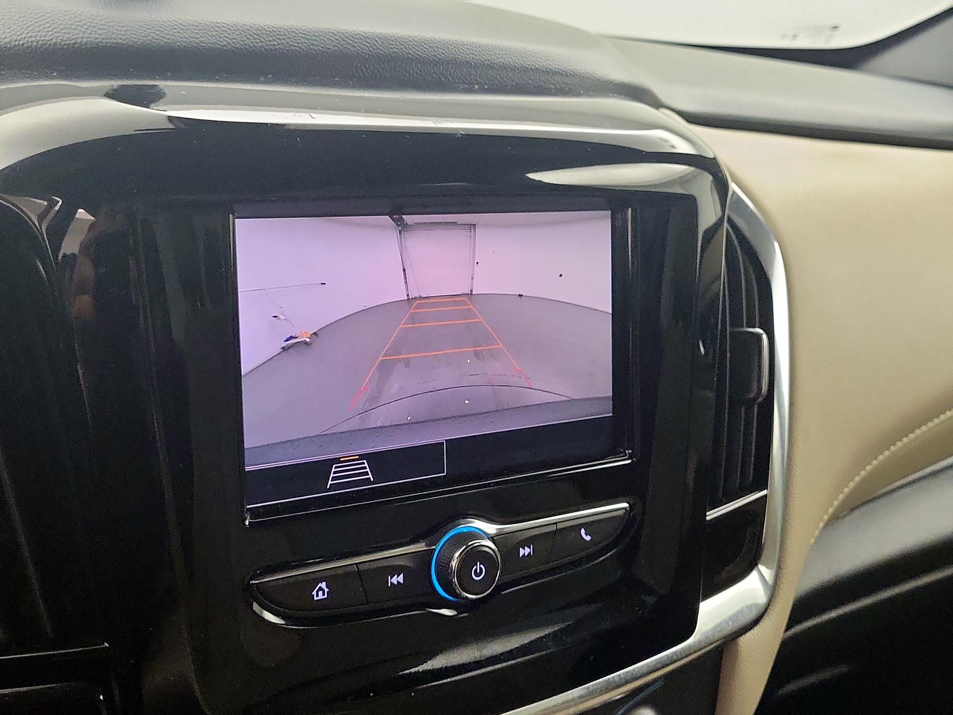 Thumbnail: 2023 Chevrolet Traverse - 14