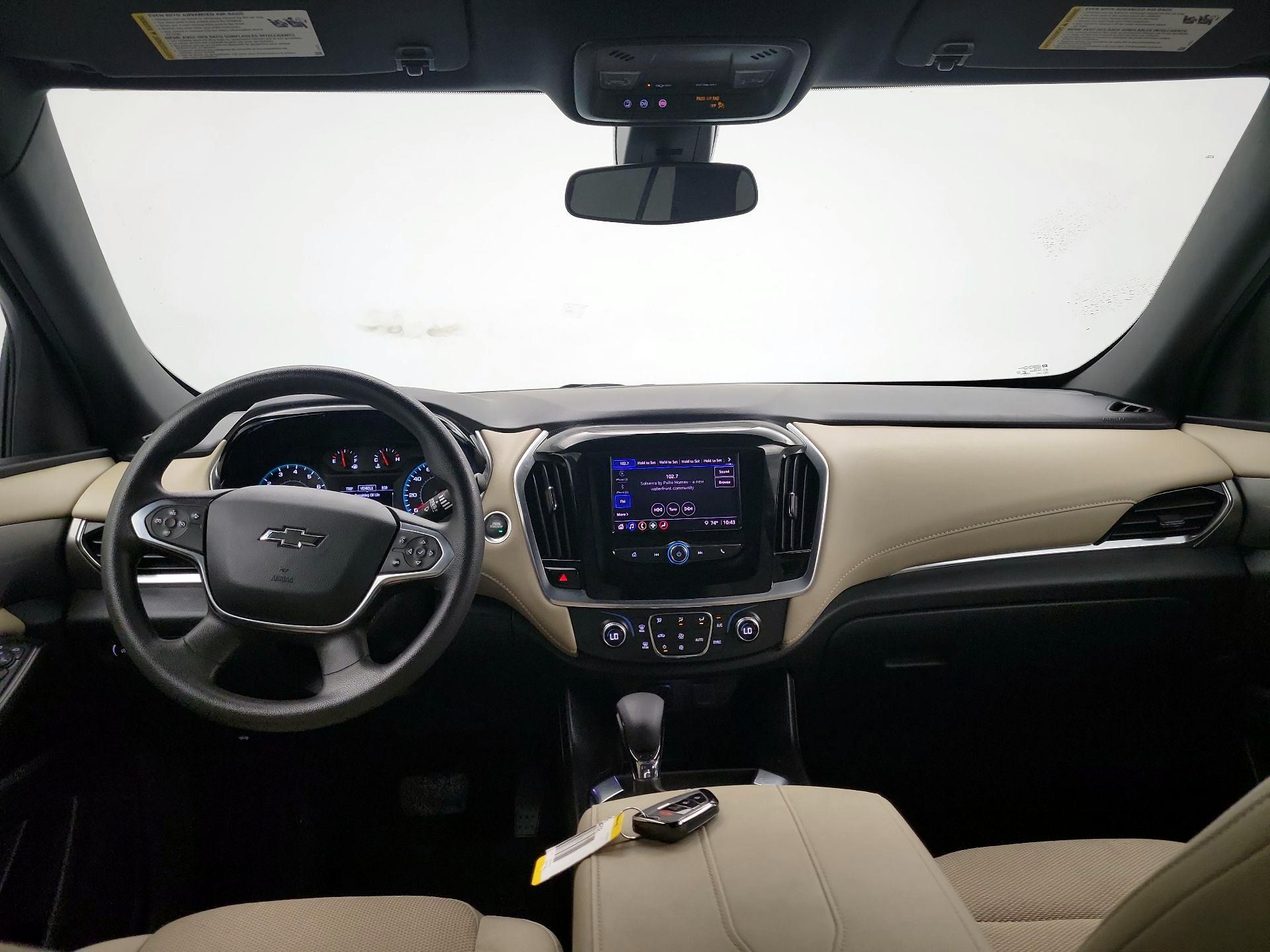 Thumbnail: 2022 Chevrolet Traverse - 9