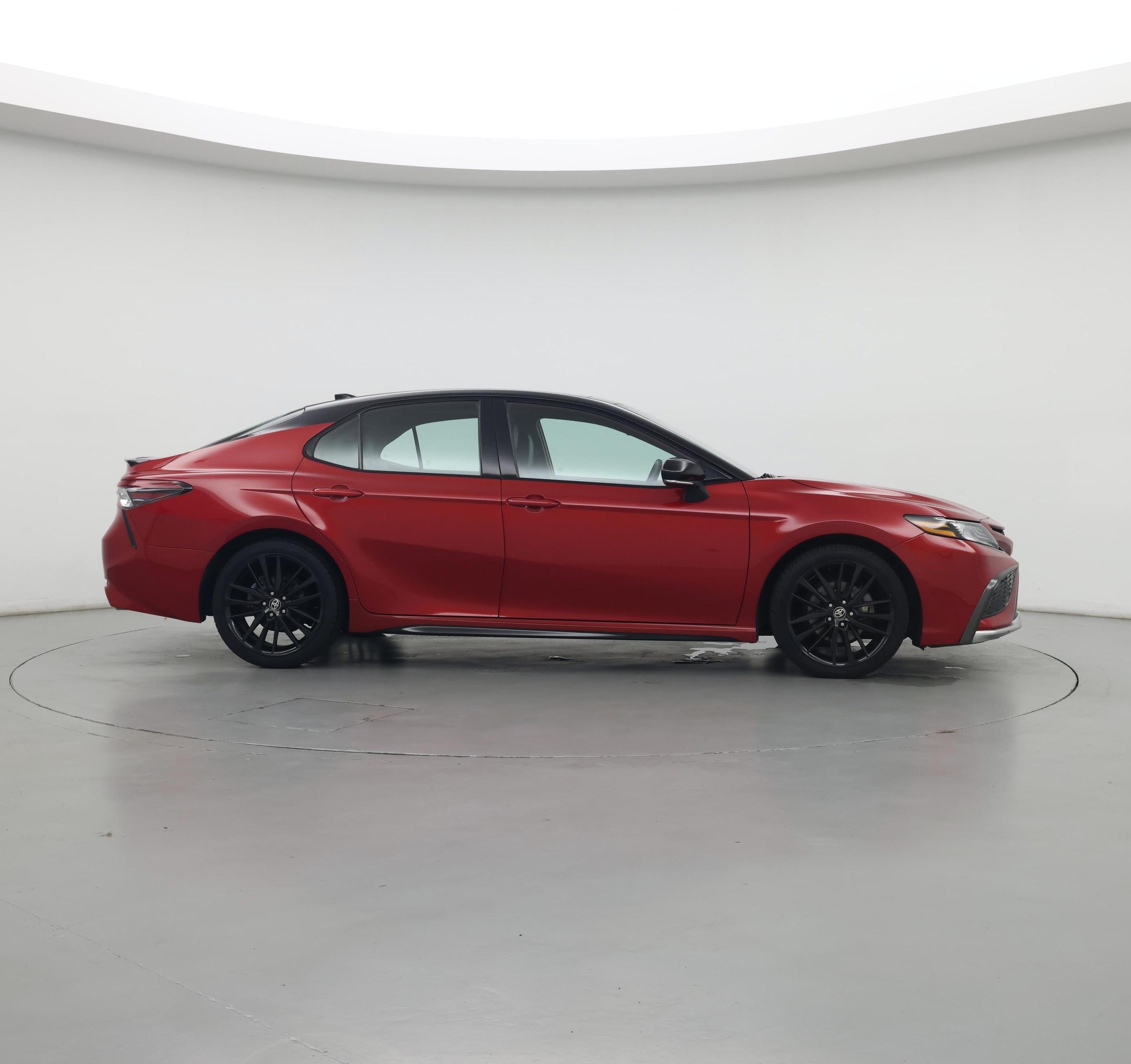 Thumbnail: 2021 Toyota Camry - 7