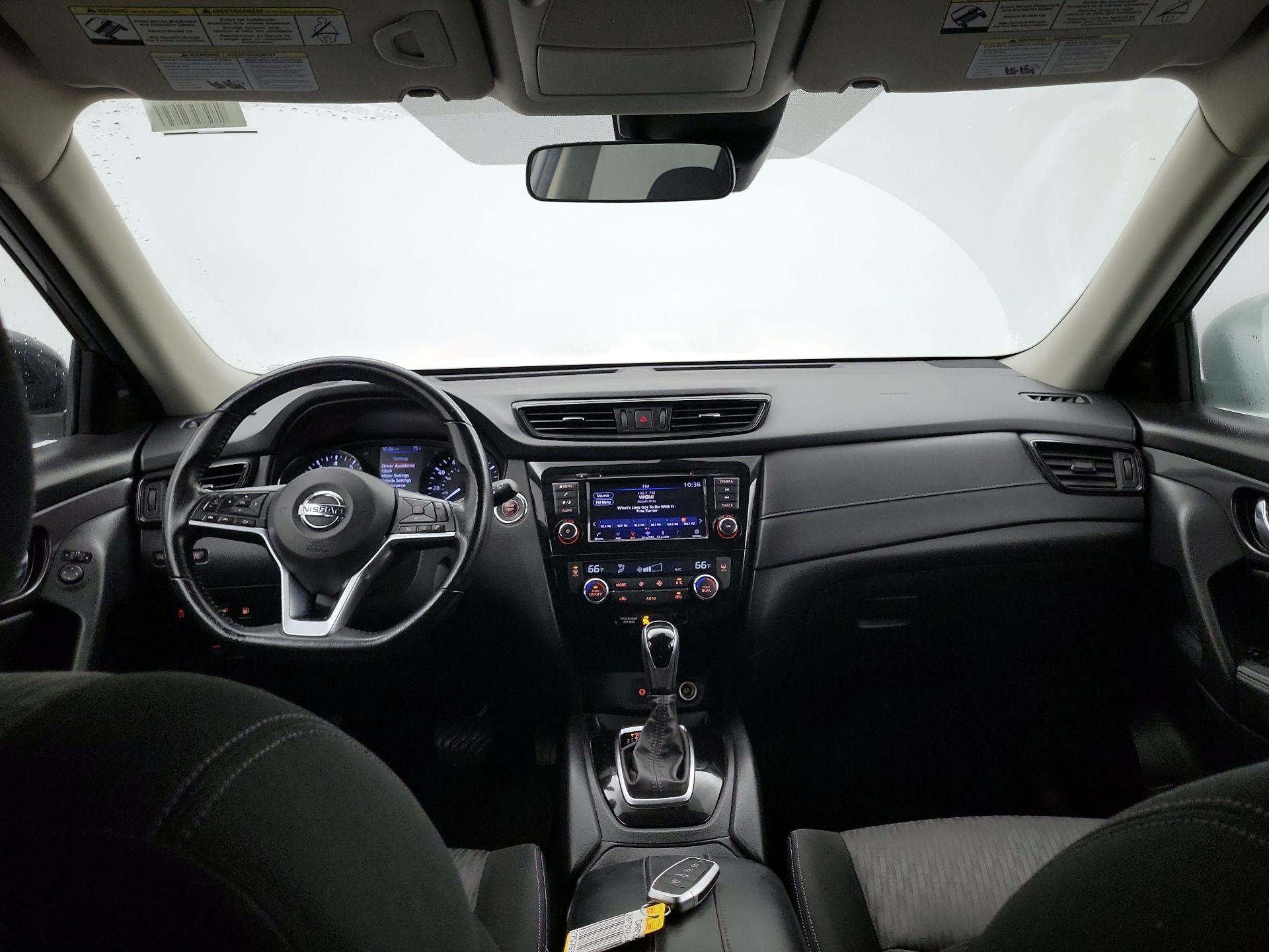 Thumbnail: 2020 Nissan Rogue - 9