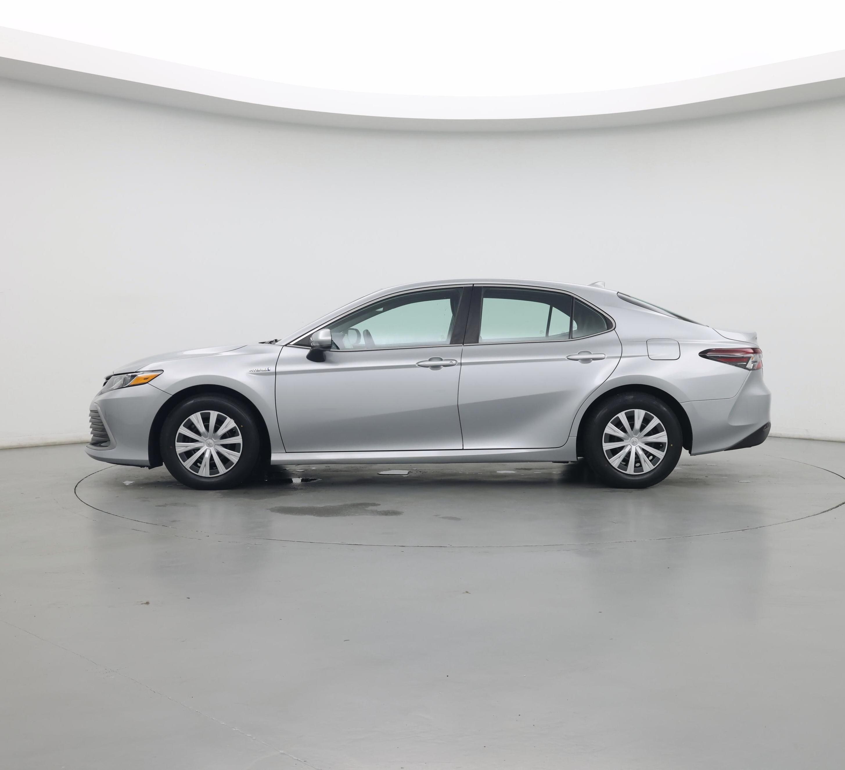 Thumbnail: 2021 Toyota Camry - 3