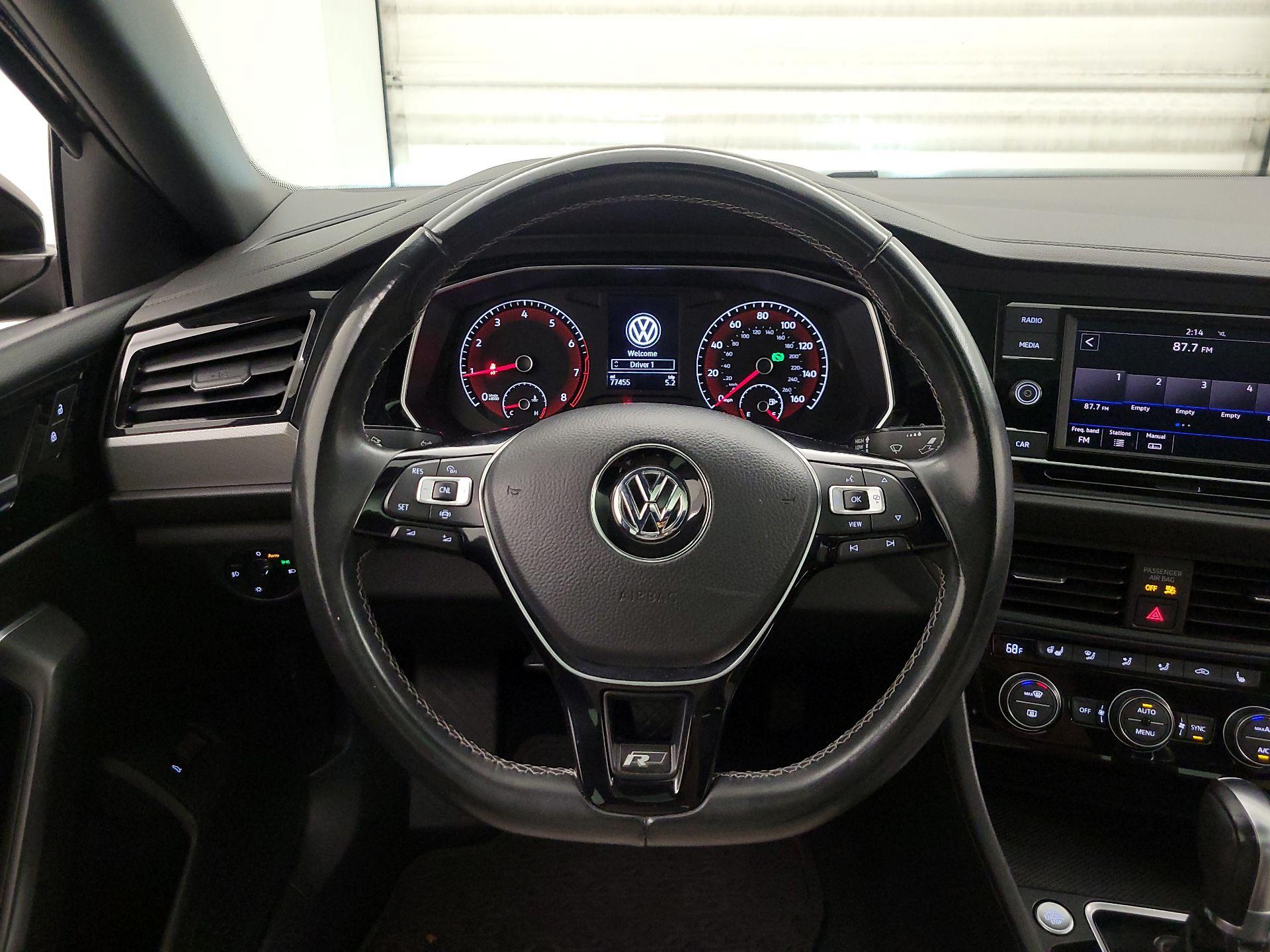Thumbnail: 2019 Volkswagen Jetta - 10